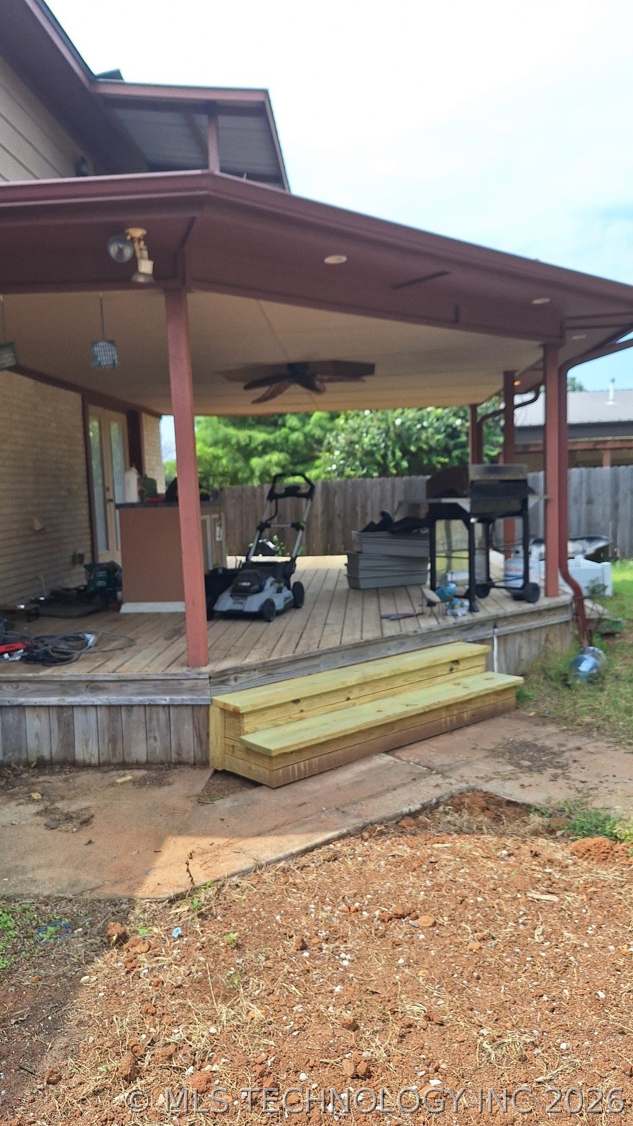 729 W Plato Road Property Photo 39