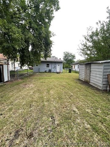 910 N Collins Avenue Property Photo 8