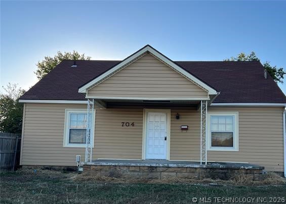 704 S Main Street Property Photo 1