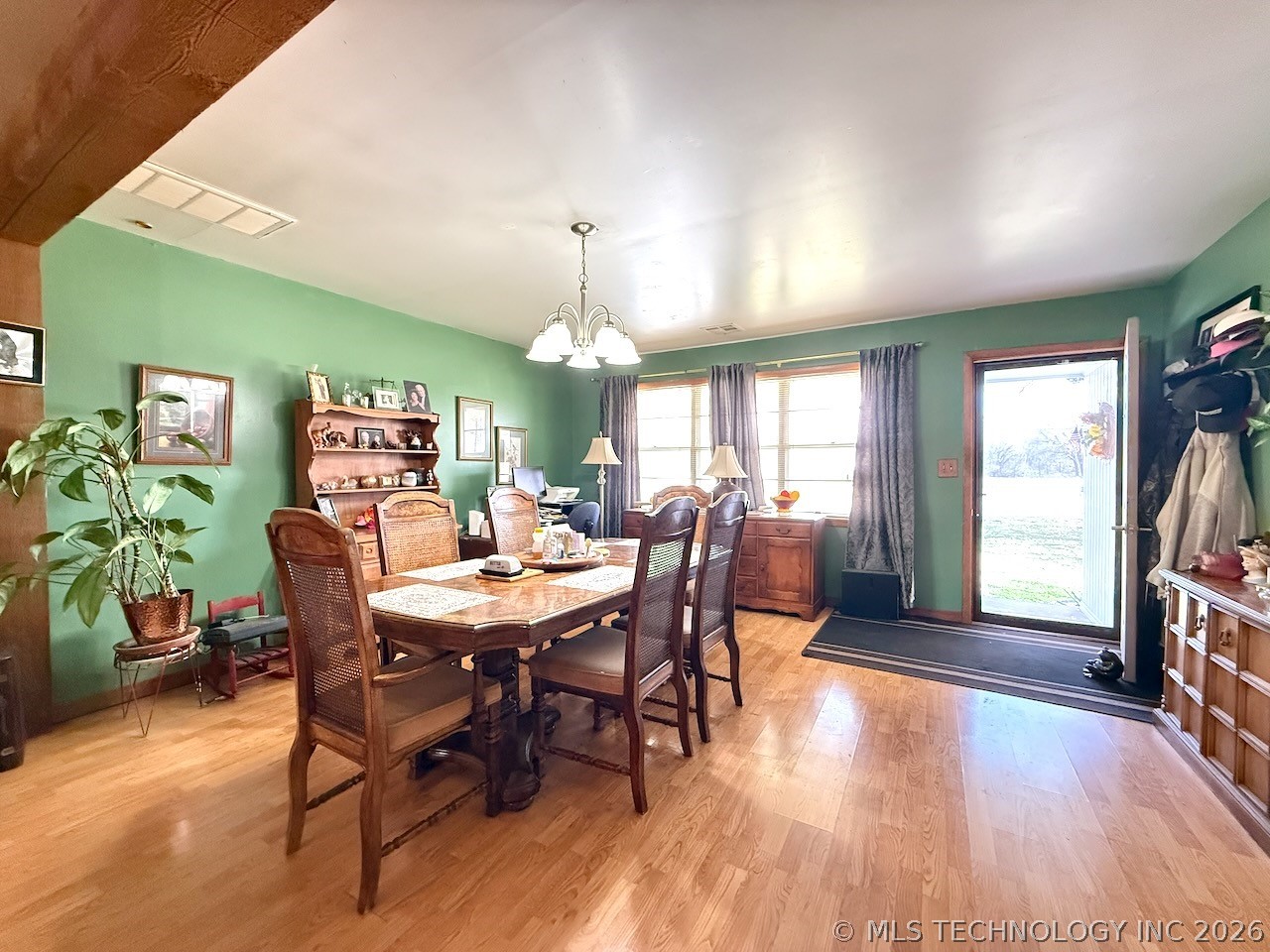 9710 S 193rd East Avenue Property Photo 28