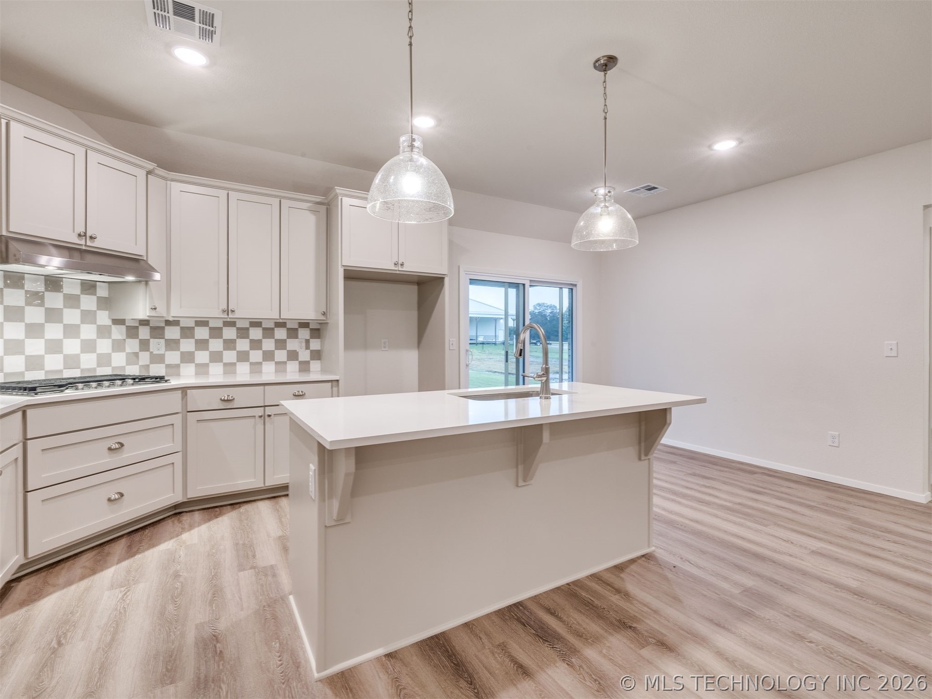 3217 E 147th Place S Property Photo 13