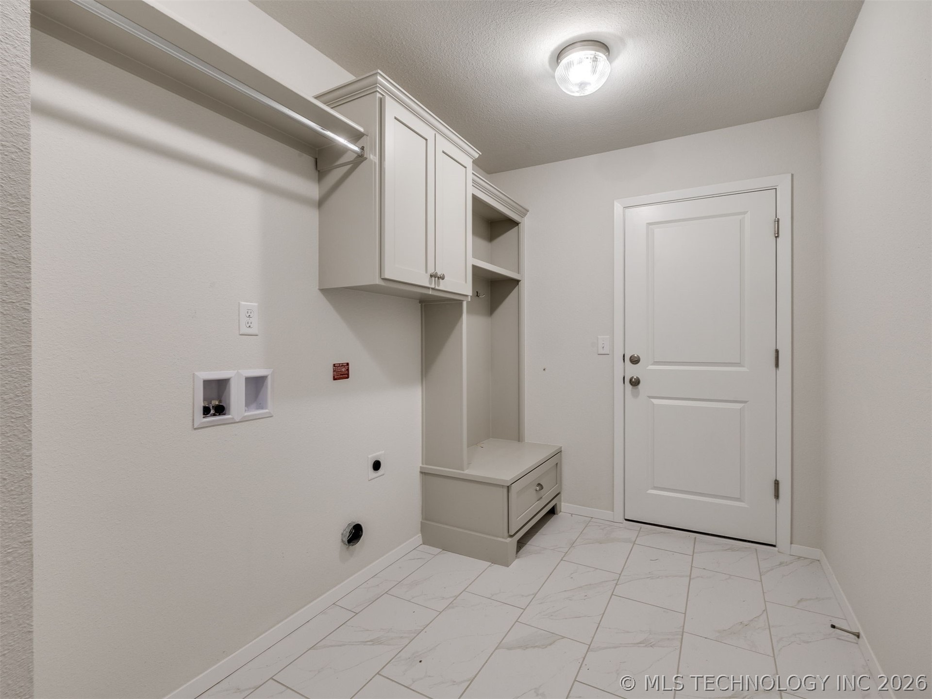 3217 E 147th Place S Property Photo 35