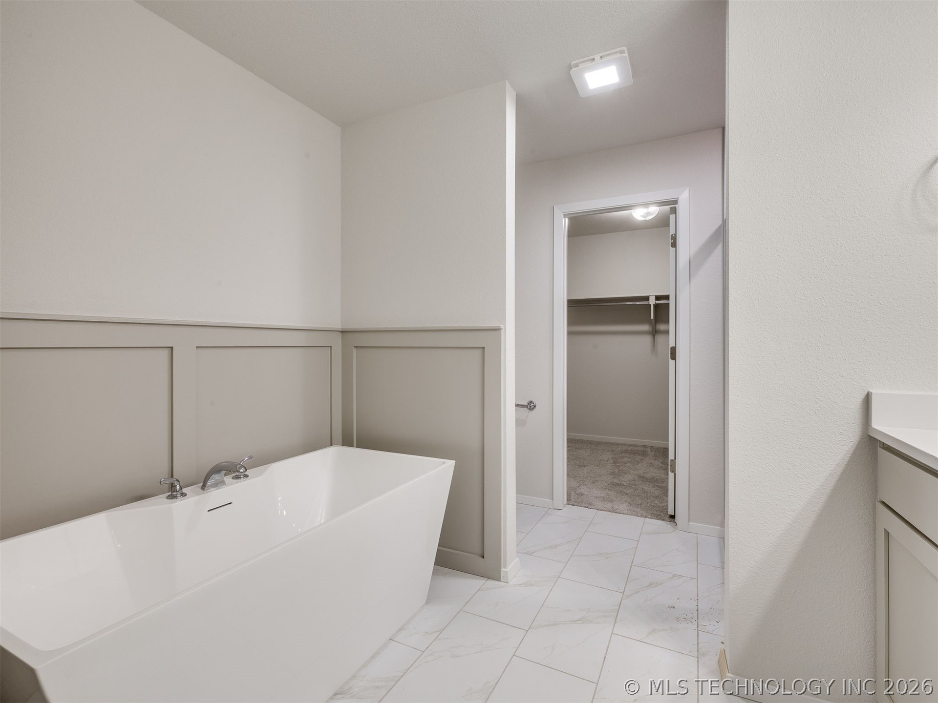 3217 E 147th Place S Property Photo 41