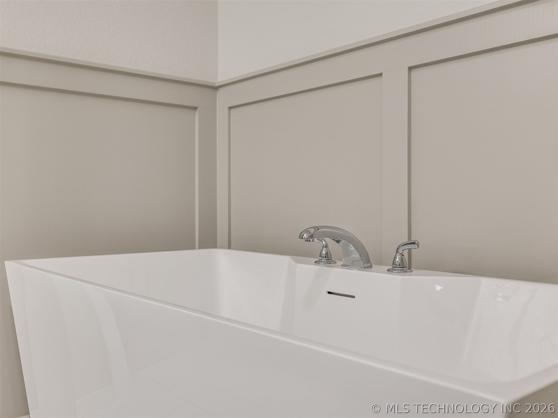 3217 E 147th Place S Property Photo 45