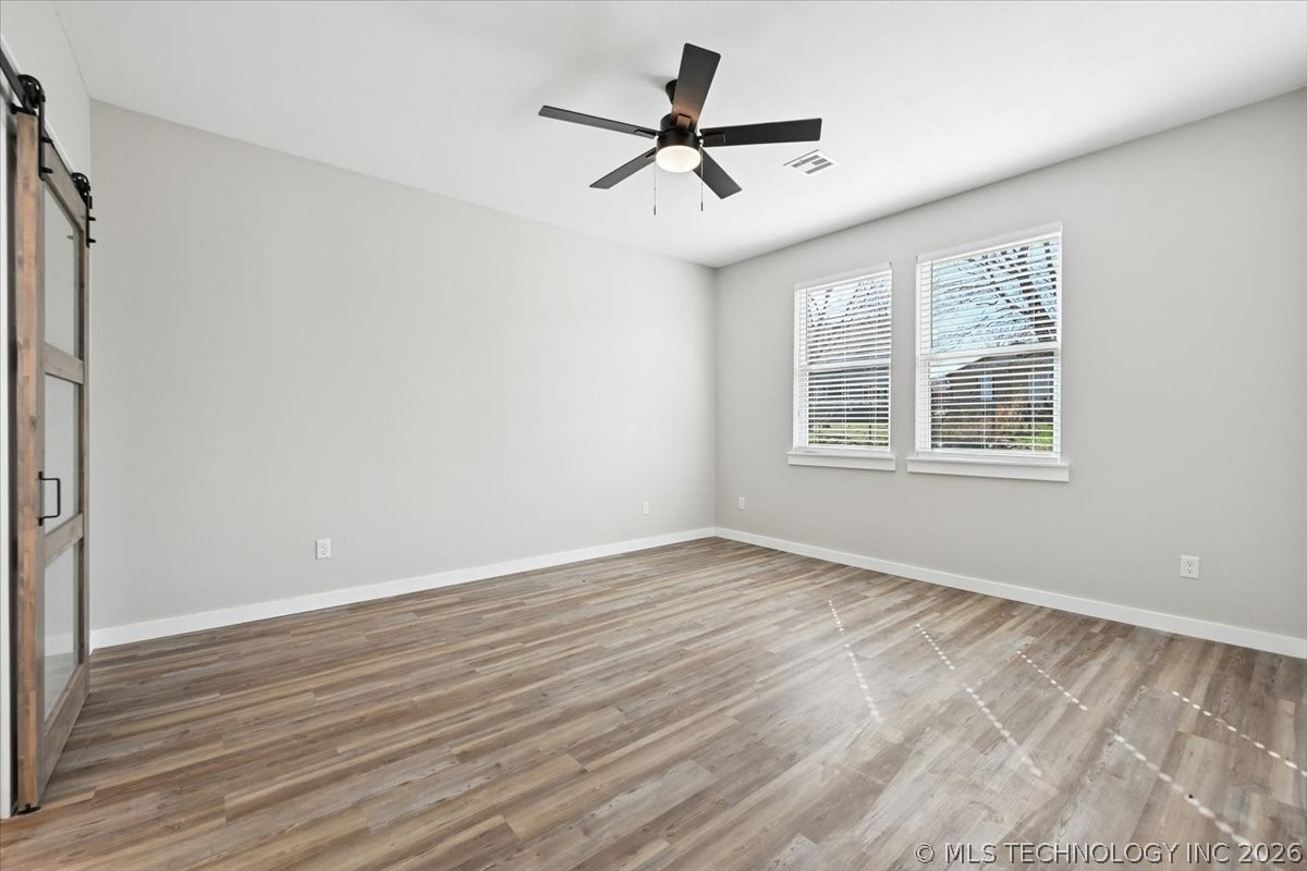 1846 N Utica Avenue Property Photo 17
