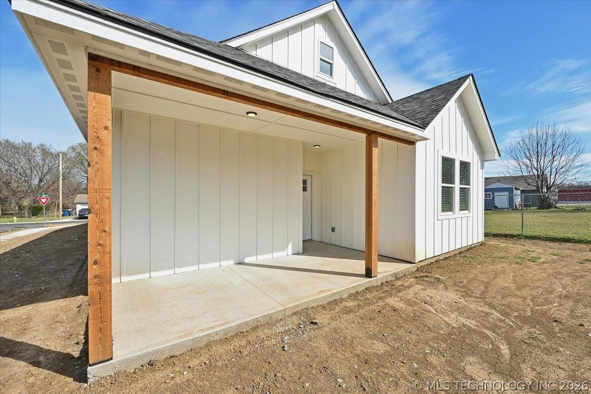 1846 N Utica Avenue Property Photo 35