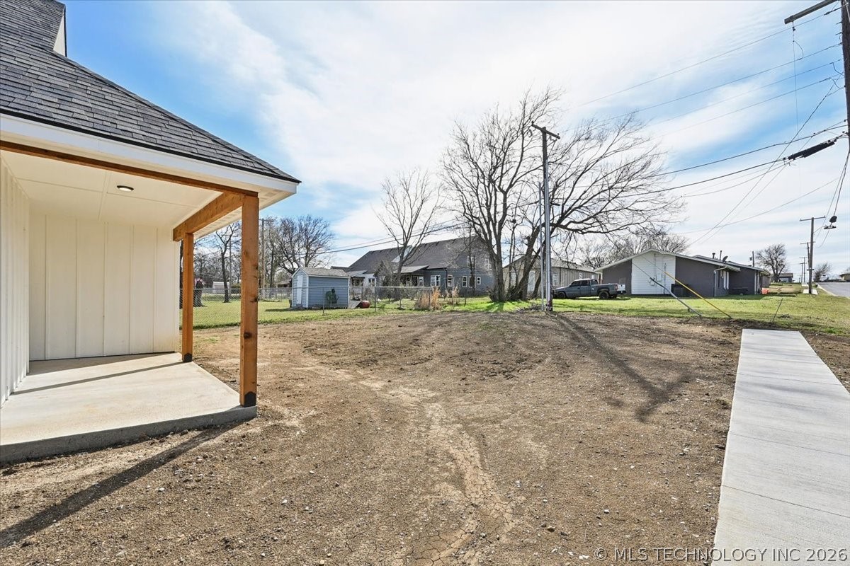 1846 N Utica Avenue Property Photo 36