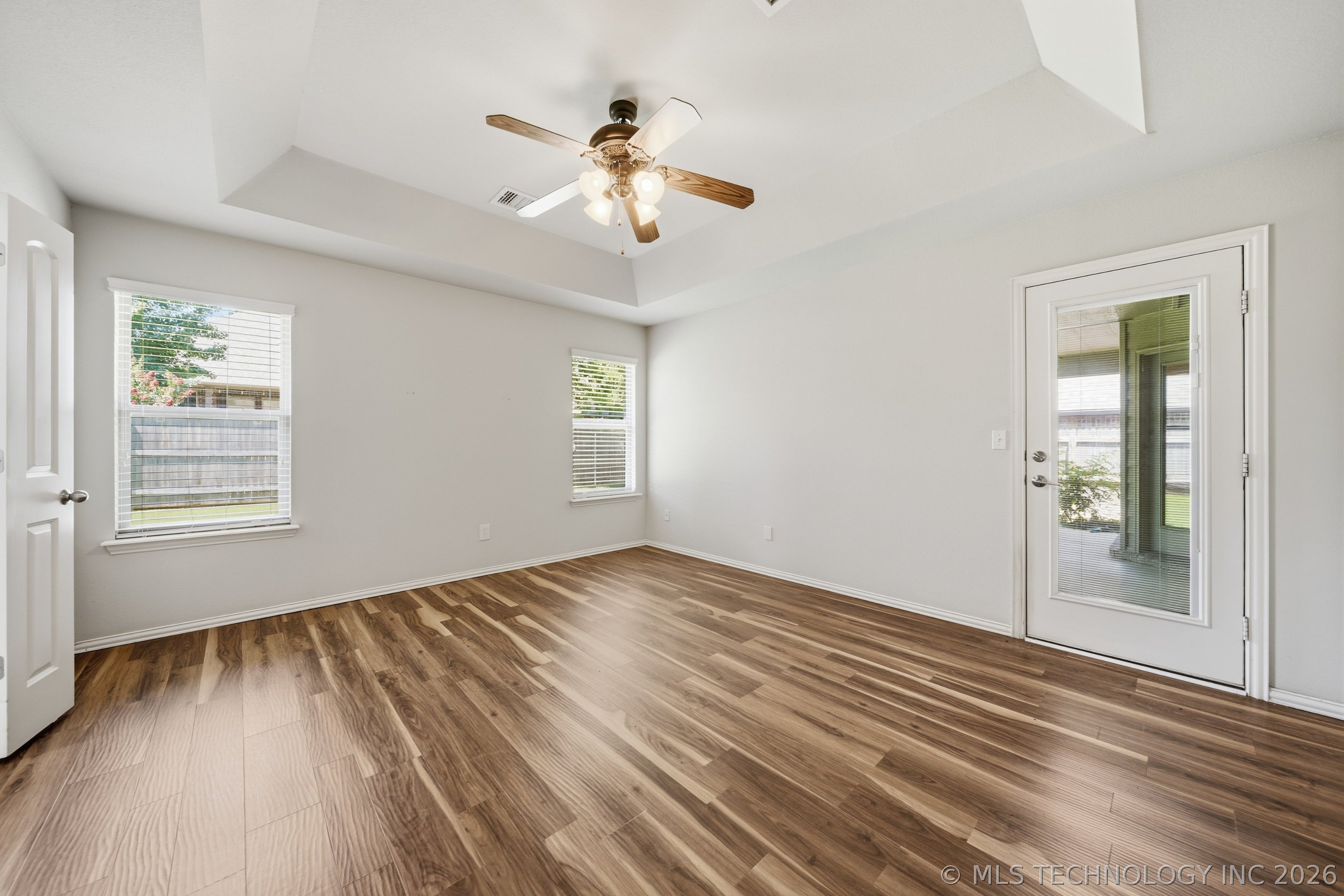1808 E Jacksonville Street Property Photo 17