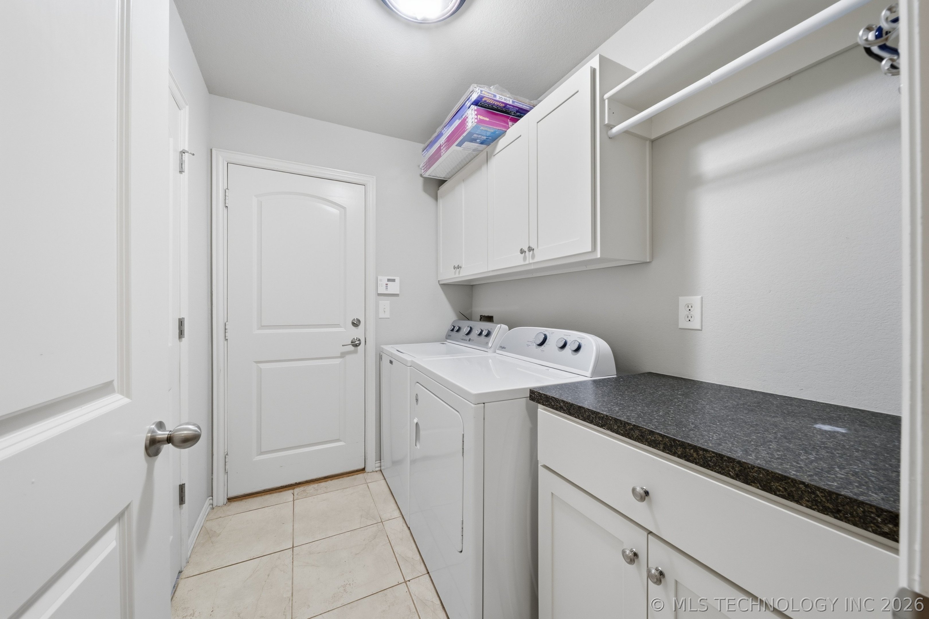 1808 E Jacksonville Street Property Photo 29