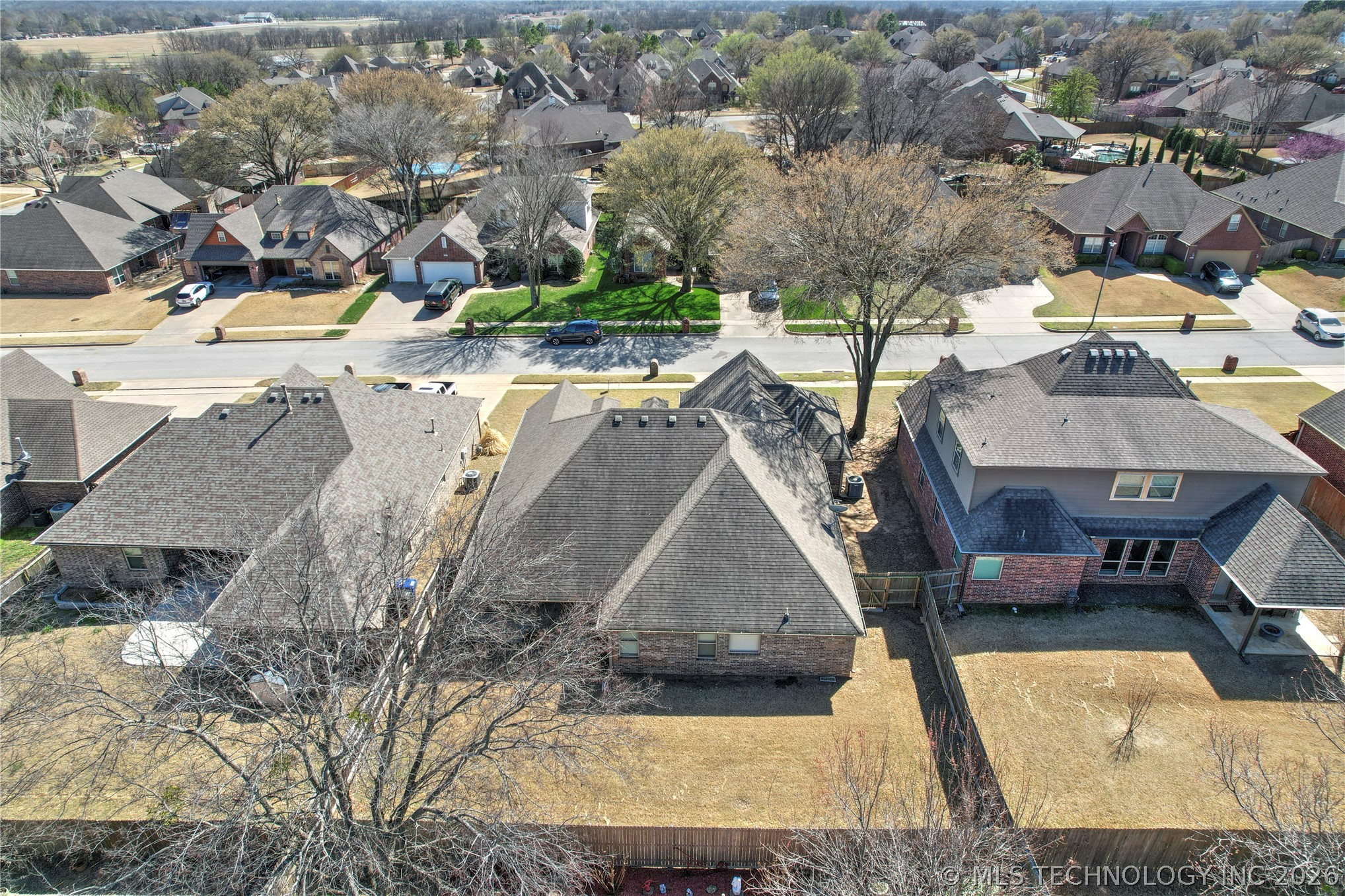 1808 E Jacksonville Street Property Photo 41