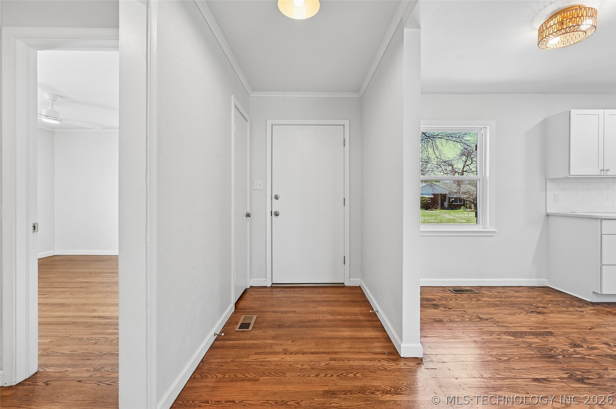 4931 S Madison Avenue Property Photo 3