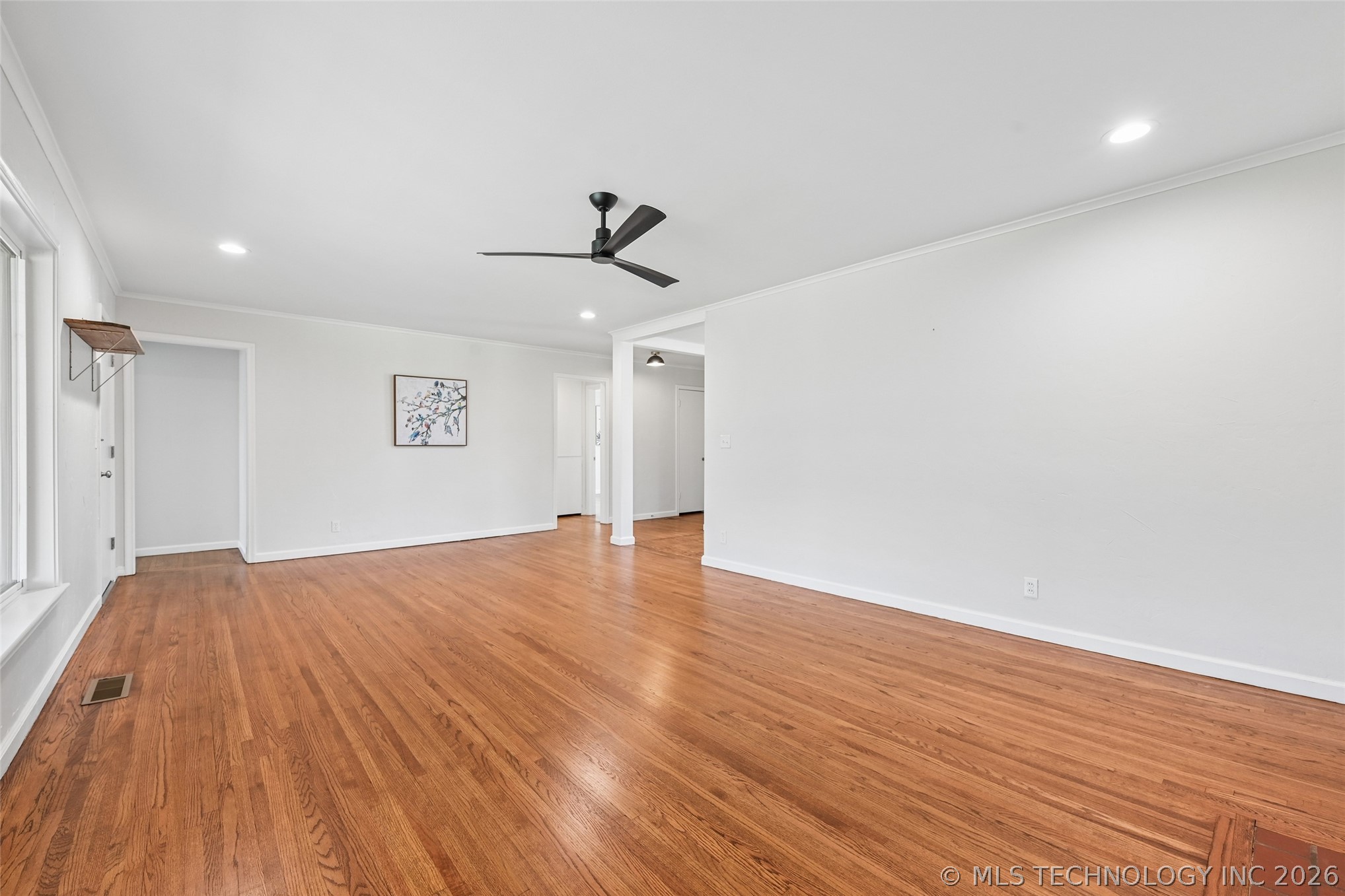 4931 S Madison Avenue Property Photo 8