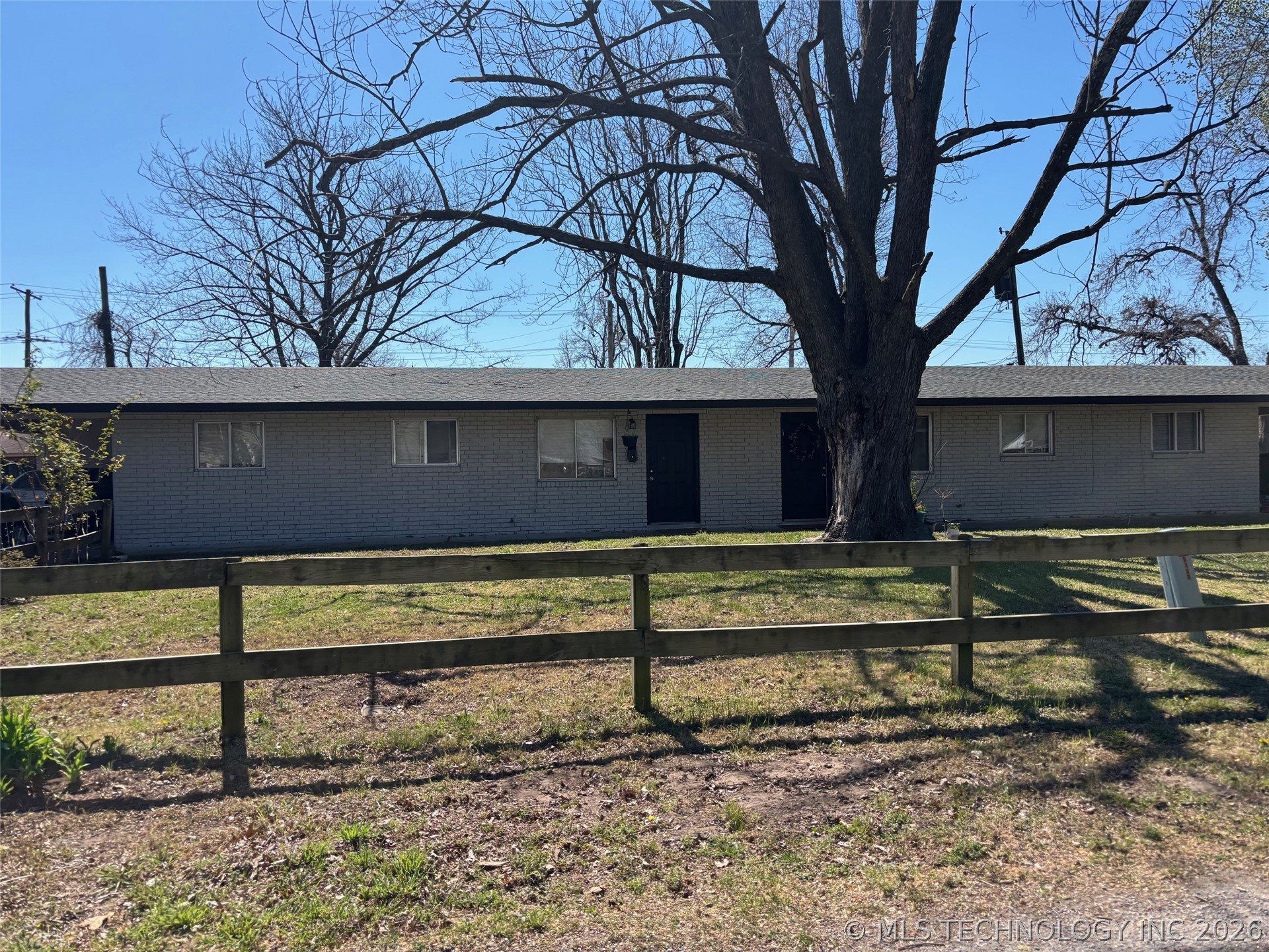 1328 E 55th Place