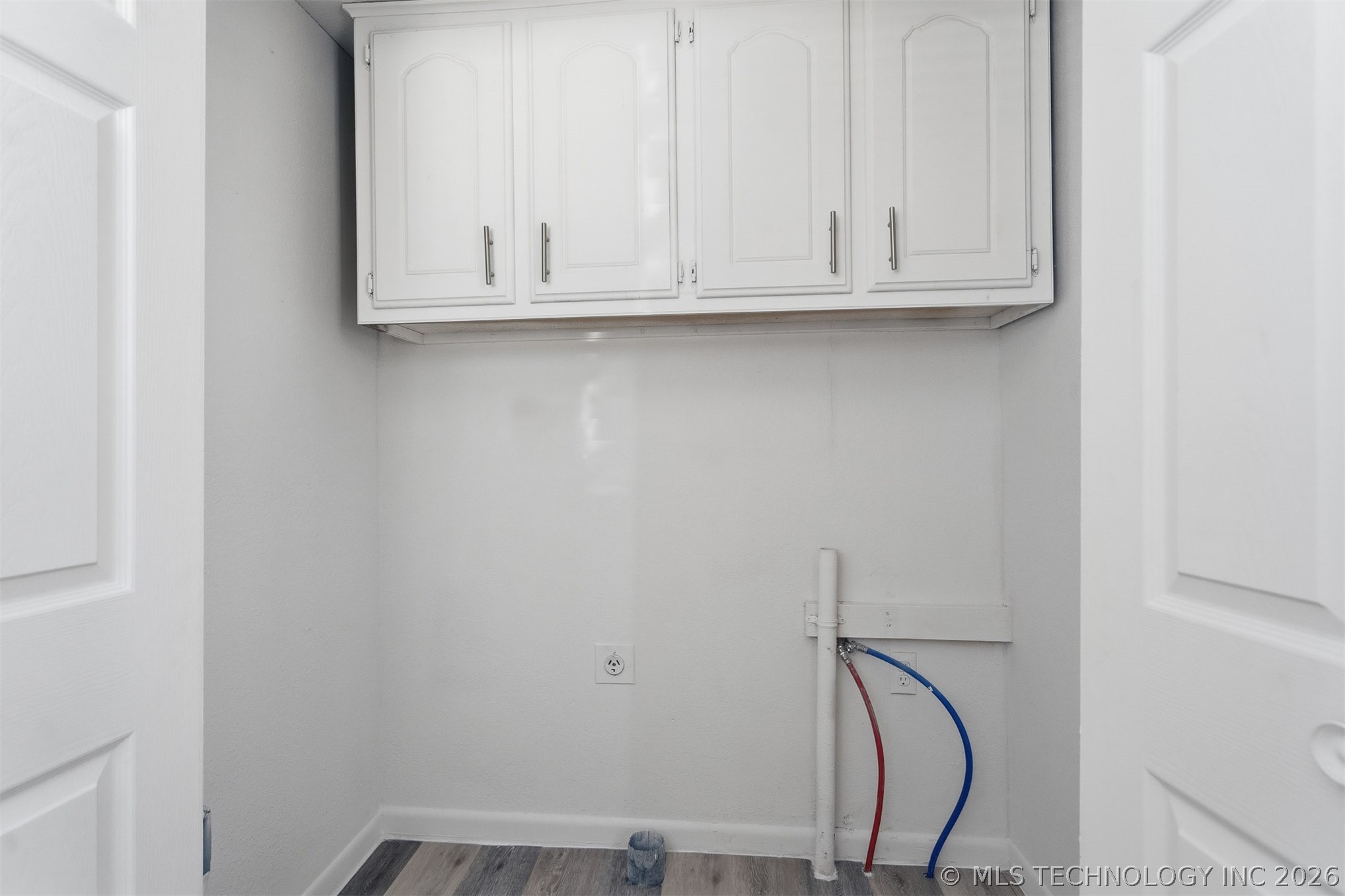 1125 Bixby Property Photo 19