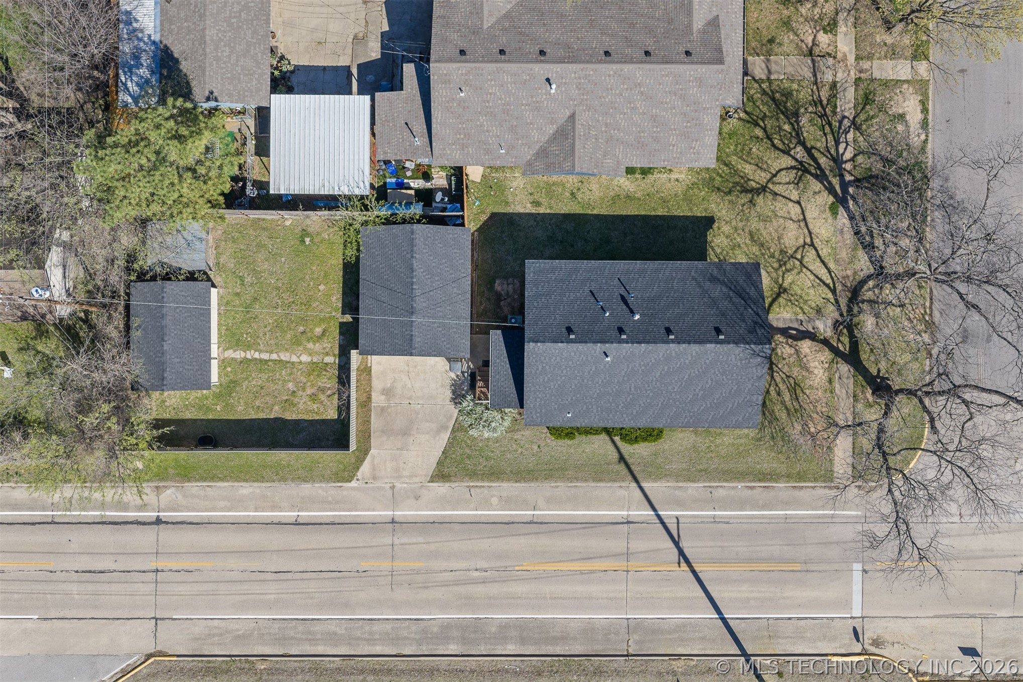 1125 Bixby Property Photo 24