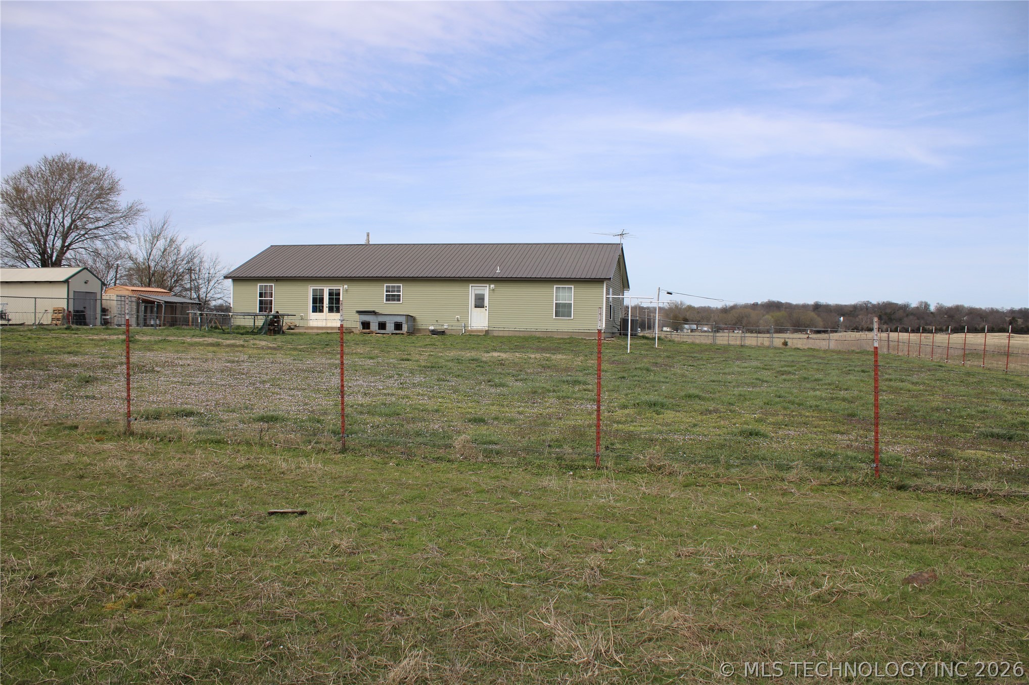 25568 E 320 Road Property Photo 23