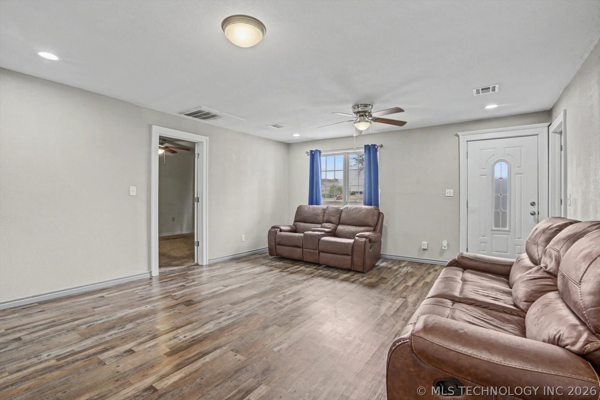 26 S Urbana Street Property Photo 6
