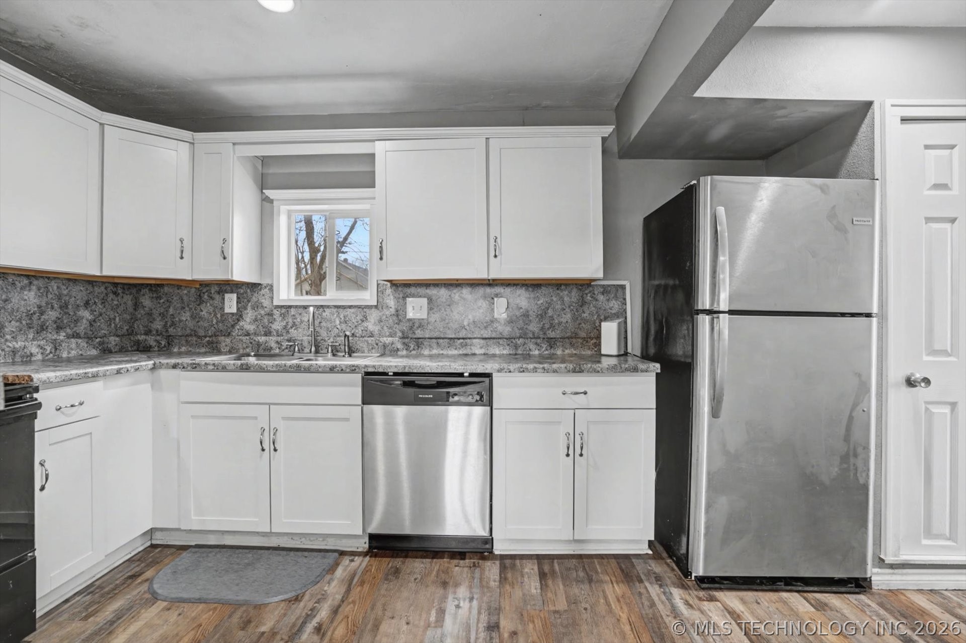 26 S Urbana Street Property Photo 8