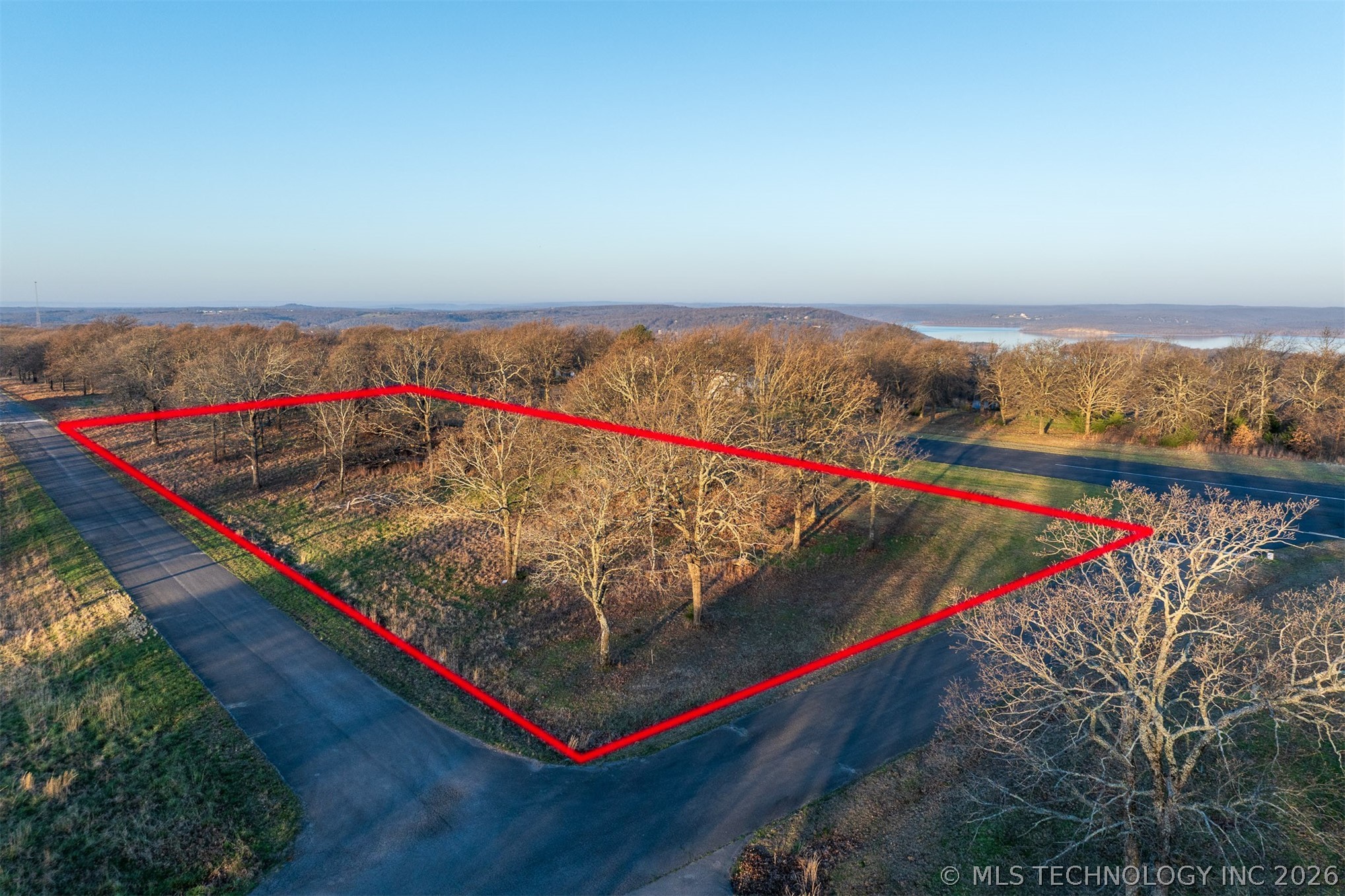 Summit Road Property Photo 1