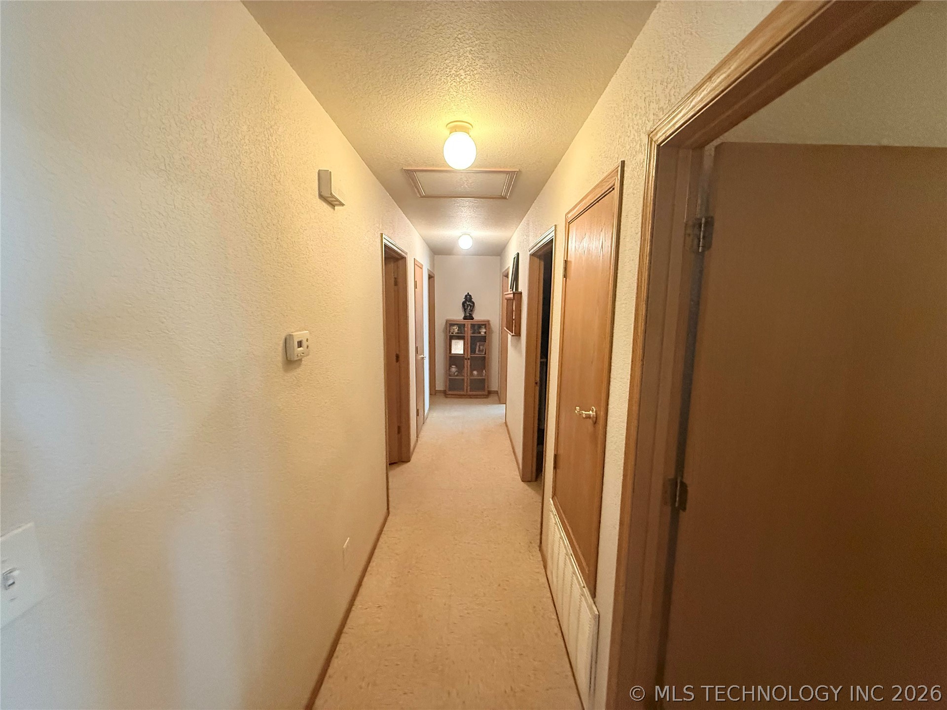 699 Cox Lane Property Photo 5