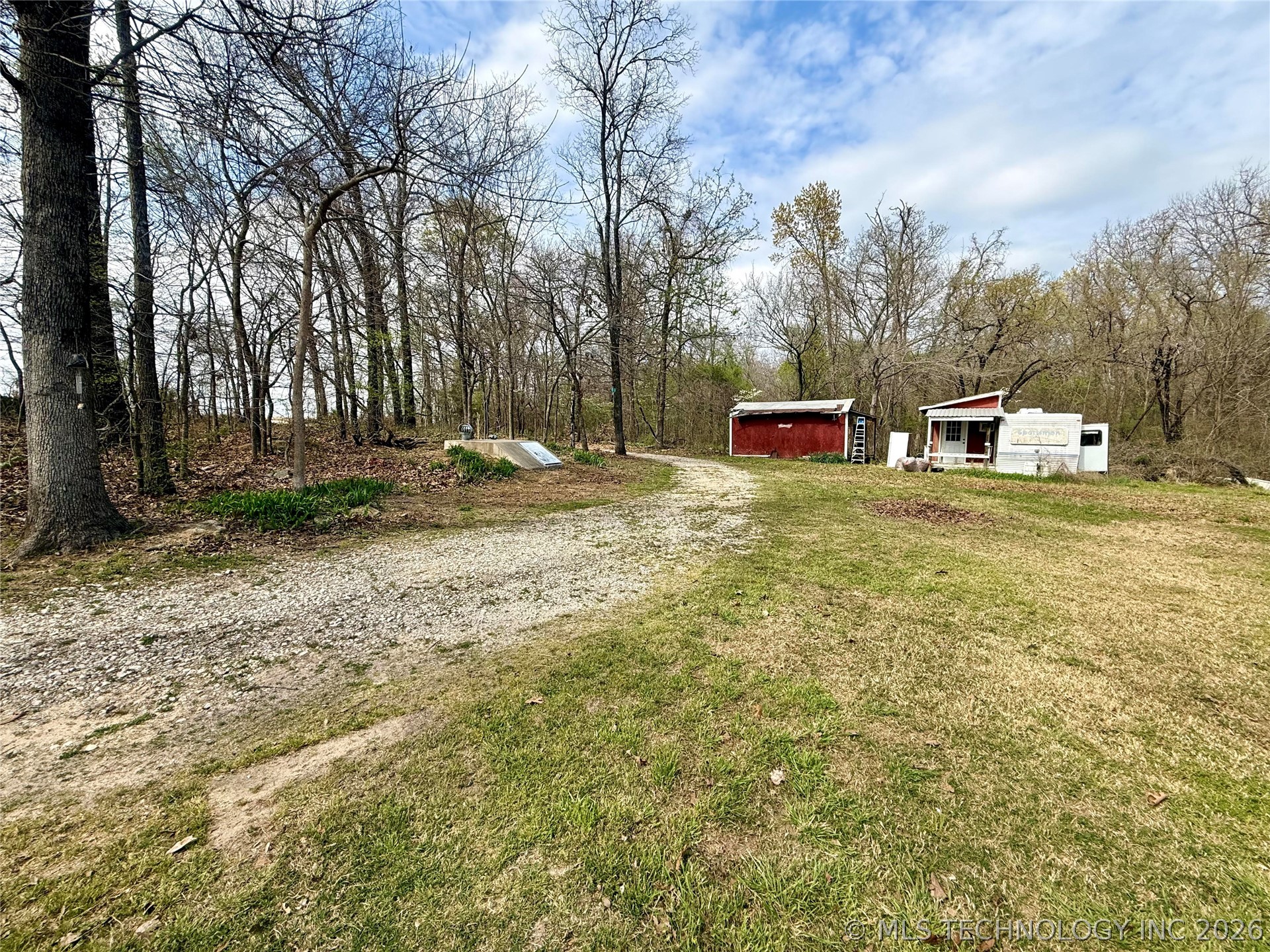 699 Cox Lane Property Photo 9