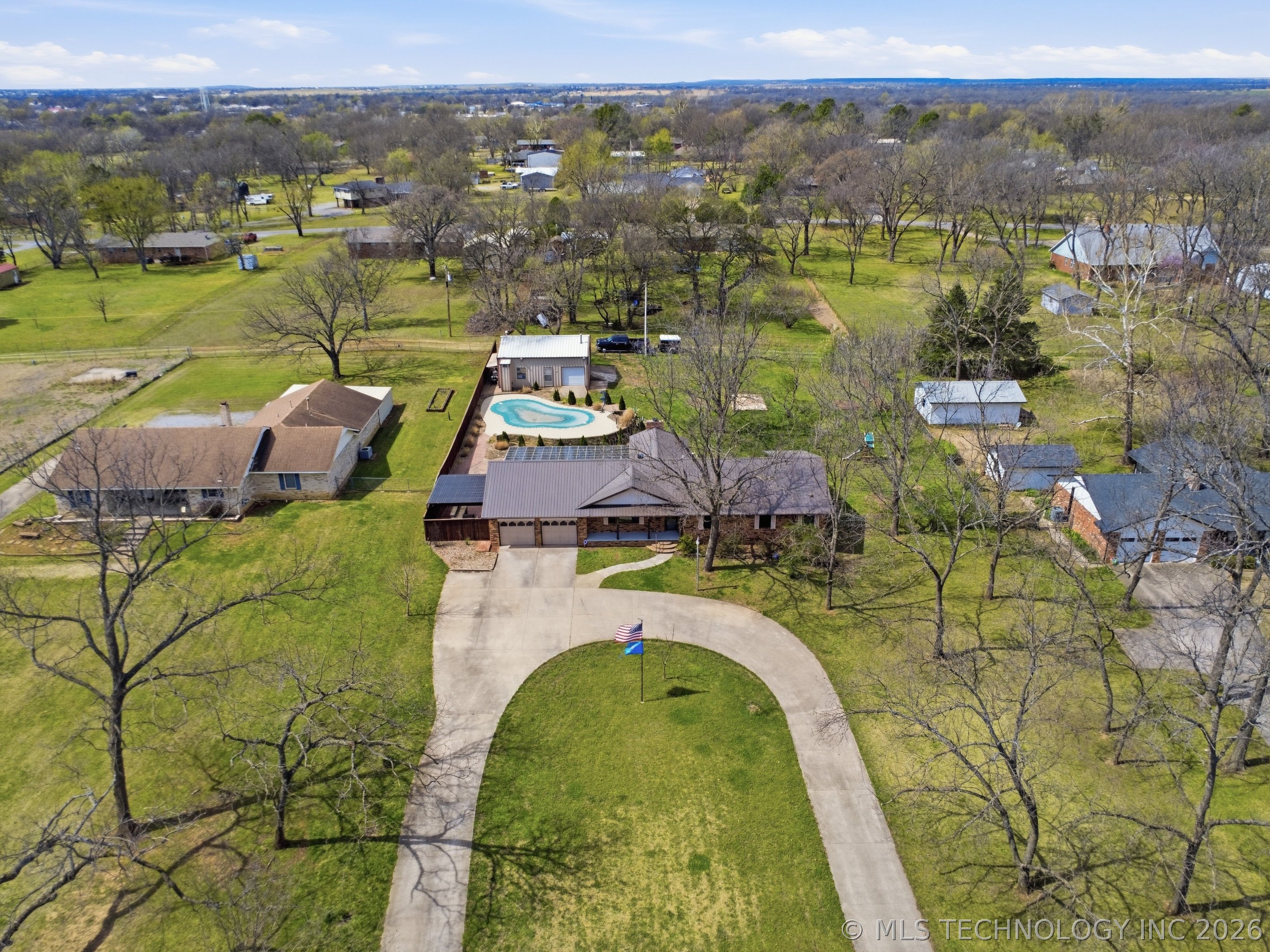 1001 N Hopi Street Property Photo 6