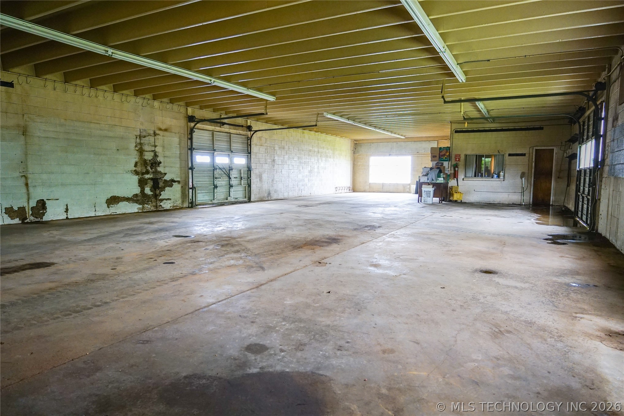 131 E Cottage Property Photo 9
