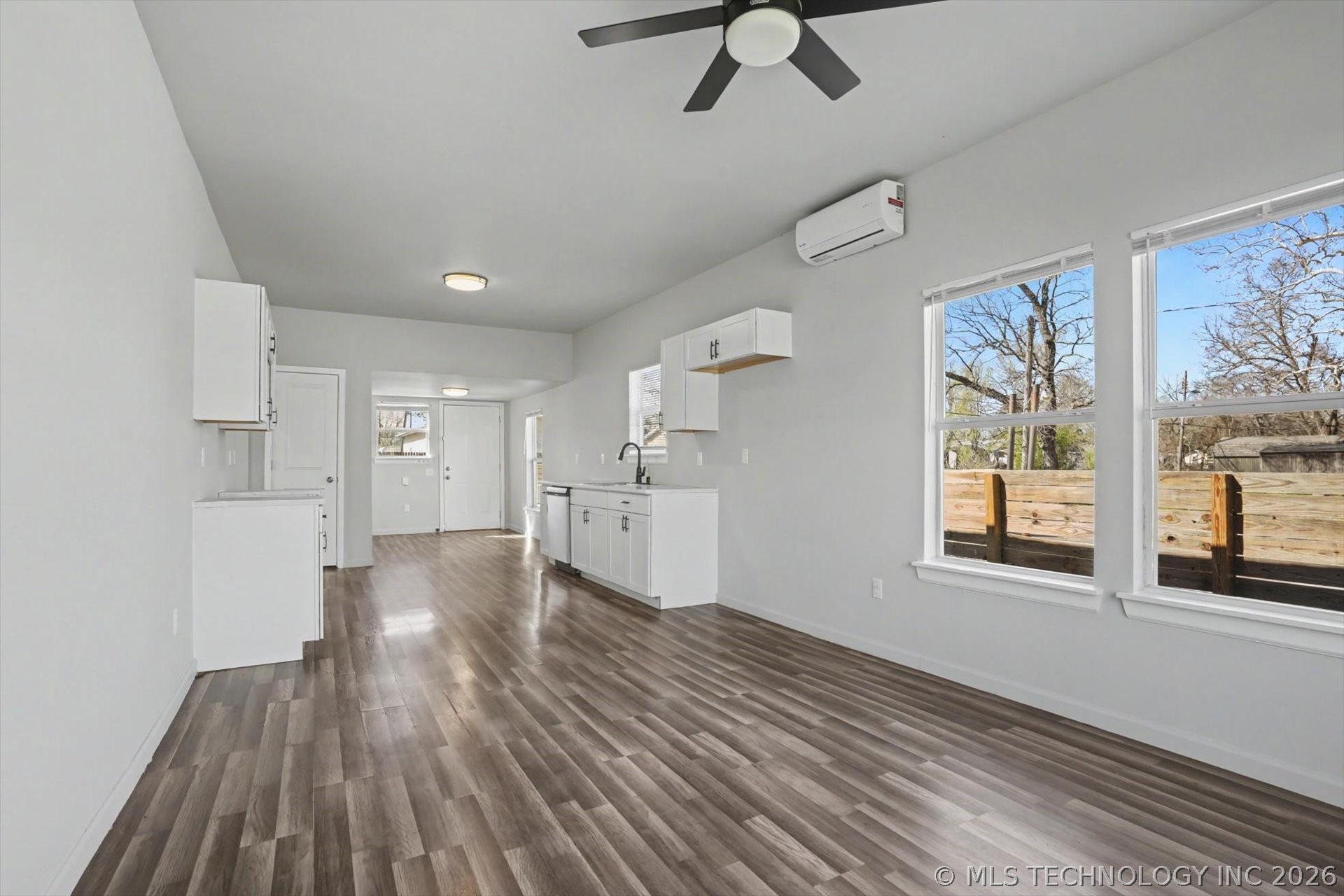 4916 Charles Page Boulevard Property Photo 6
