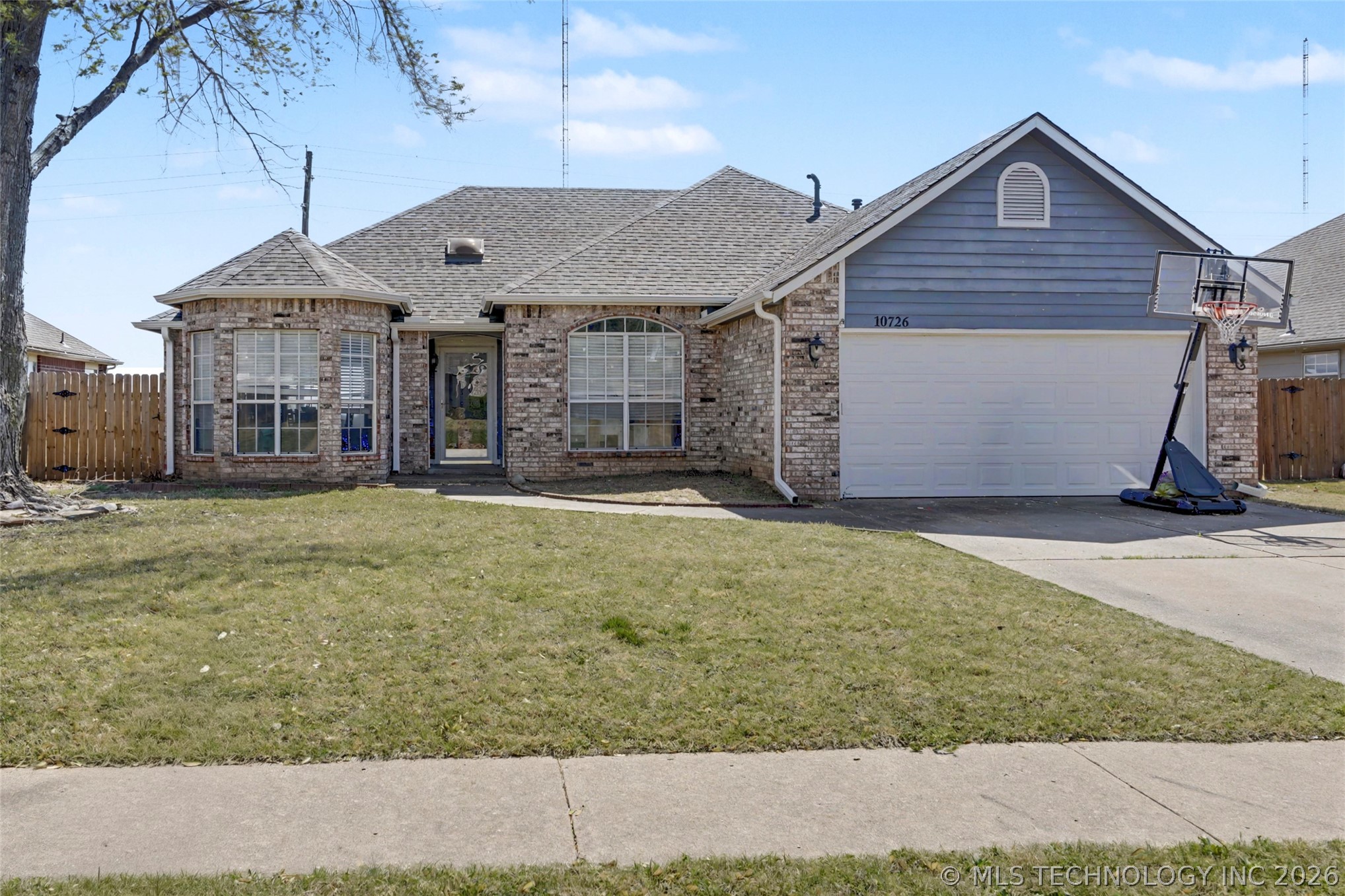 10726 E 115th Place S Property Photo 1