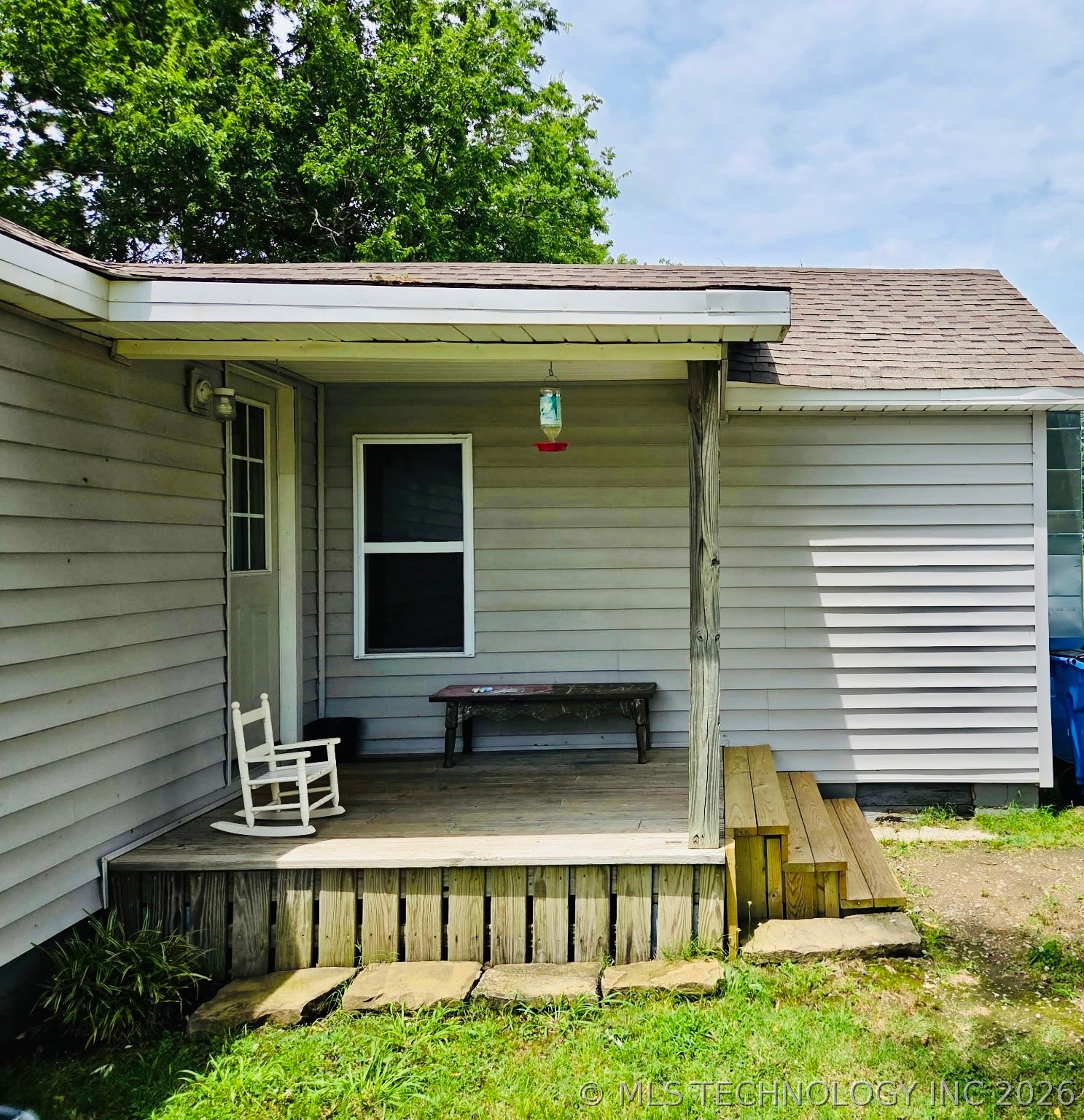 220 E Audd Avenue Property Photo 2