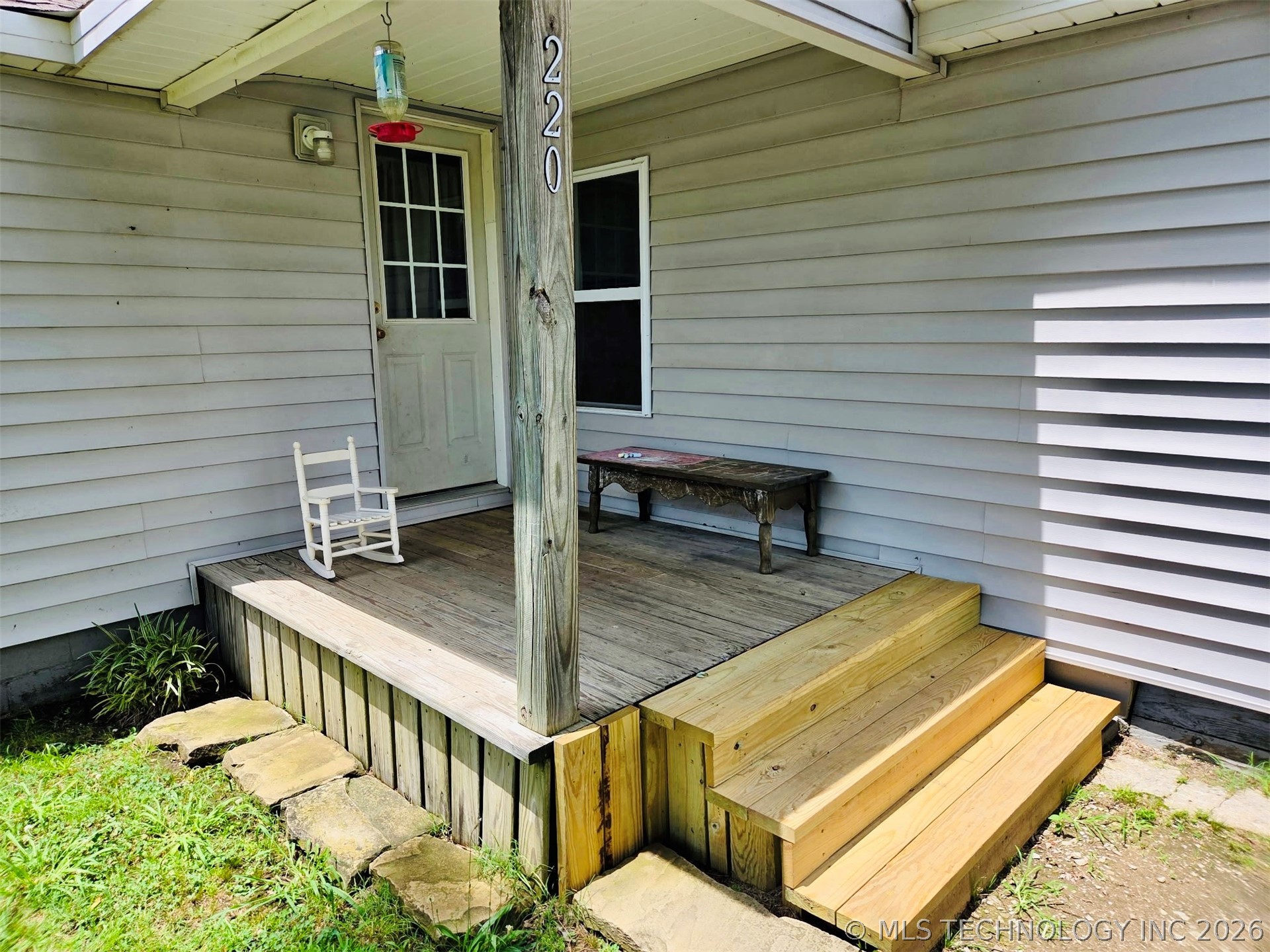 220 E Audd Avenue Property Photo 3