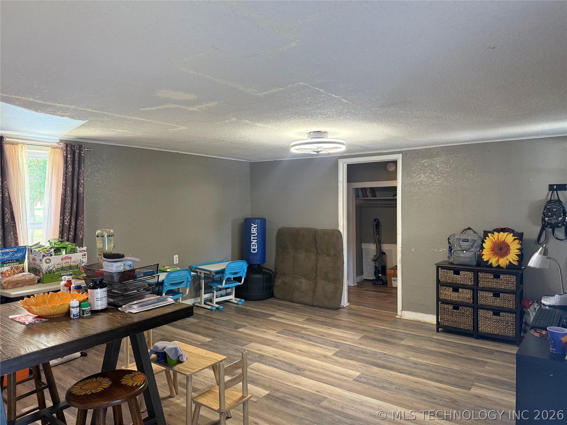 220 E Audd Avenue Property Photo 12