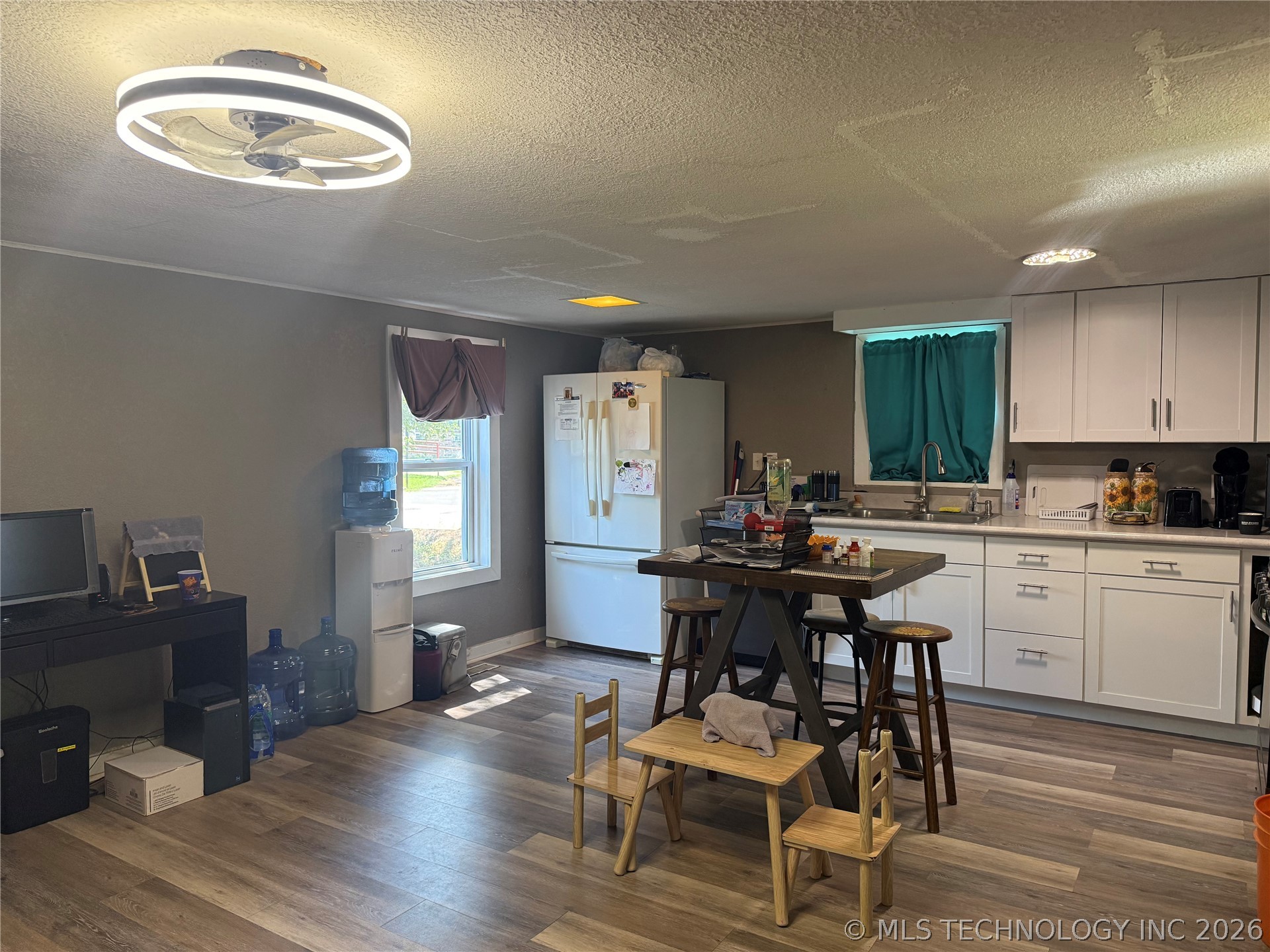 220 E Audd Avenue Property Photo 13