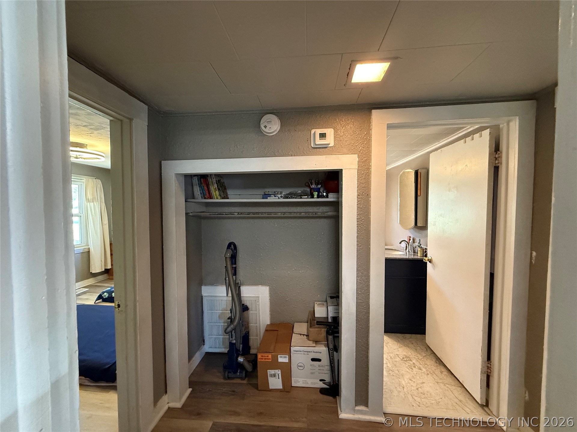 220 E Audd Avenue Property Photo 17