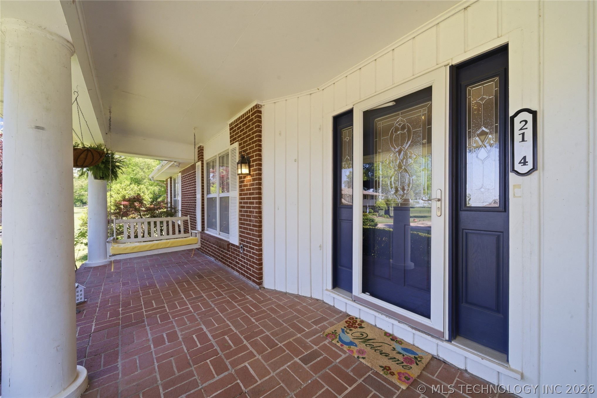 2114 Yale Avenue Property Photo 3