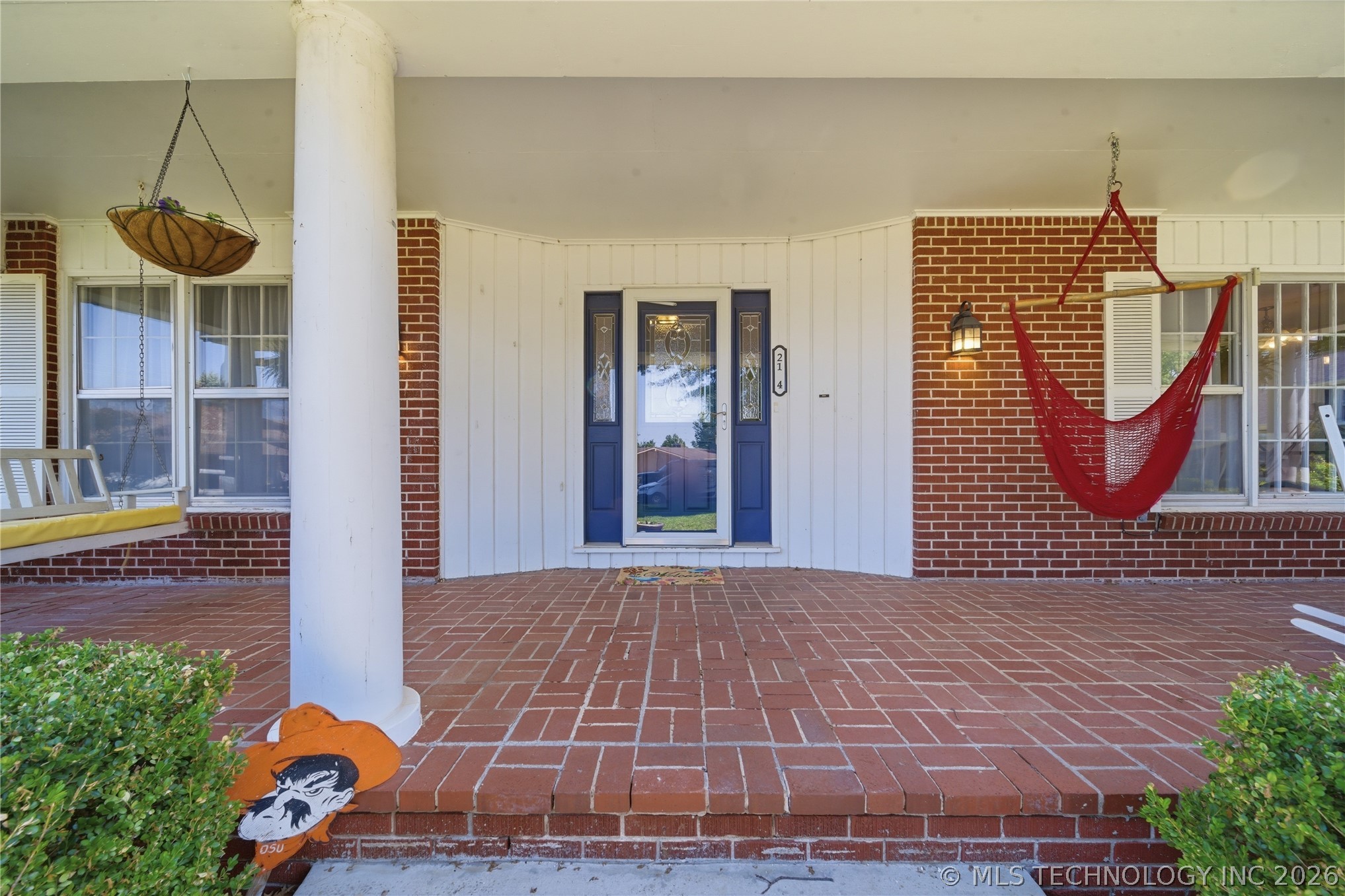 2114 Yale Avenue Property Photo 10