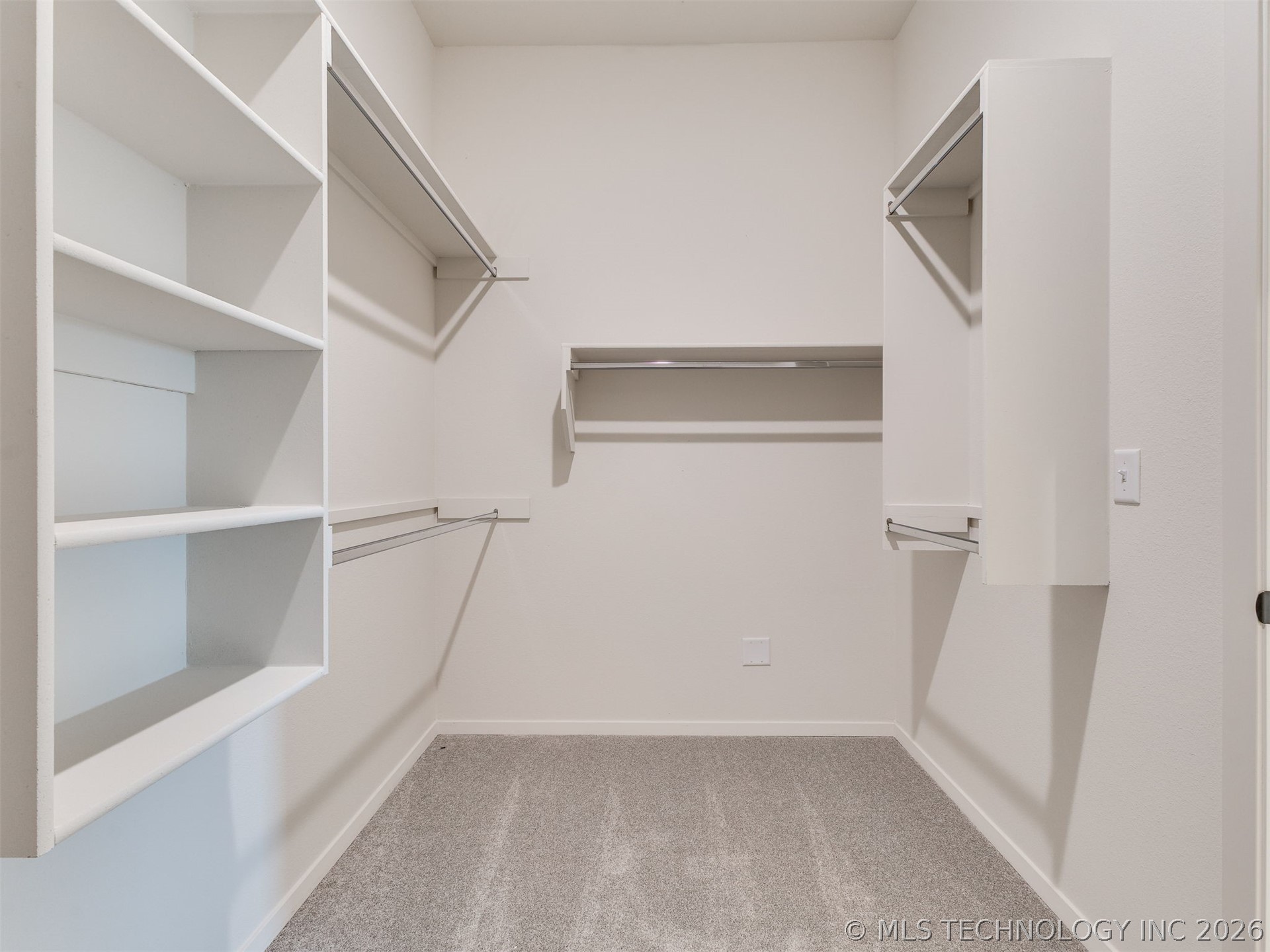 14739 S College Place Property Photo 14