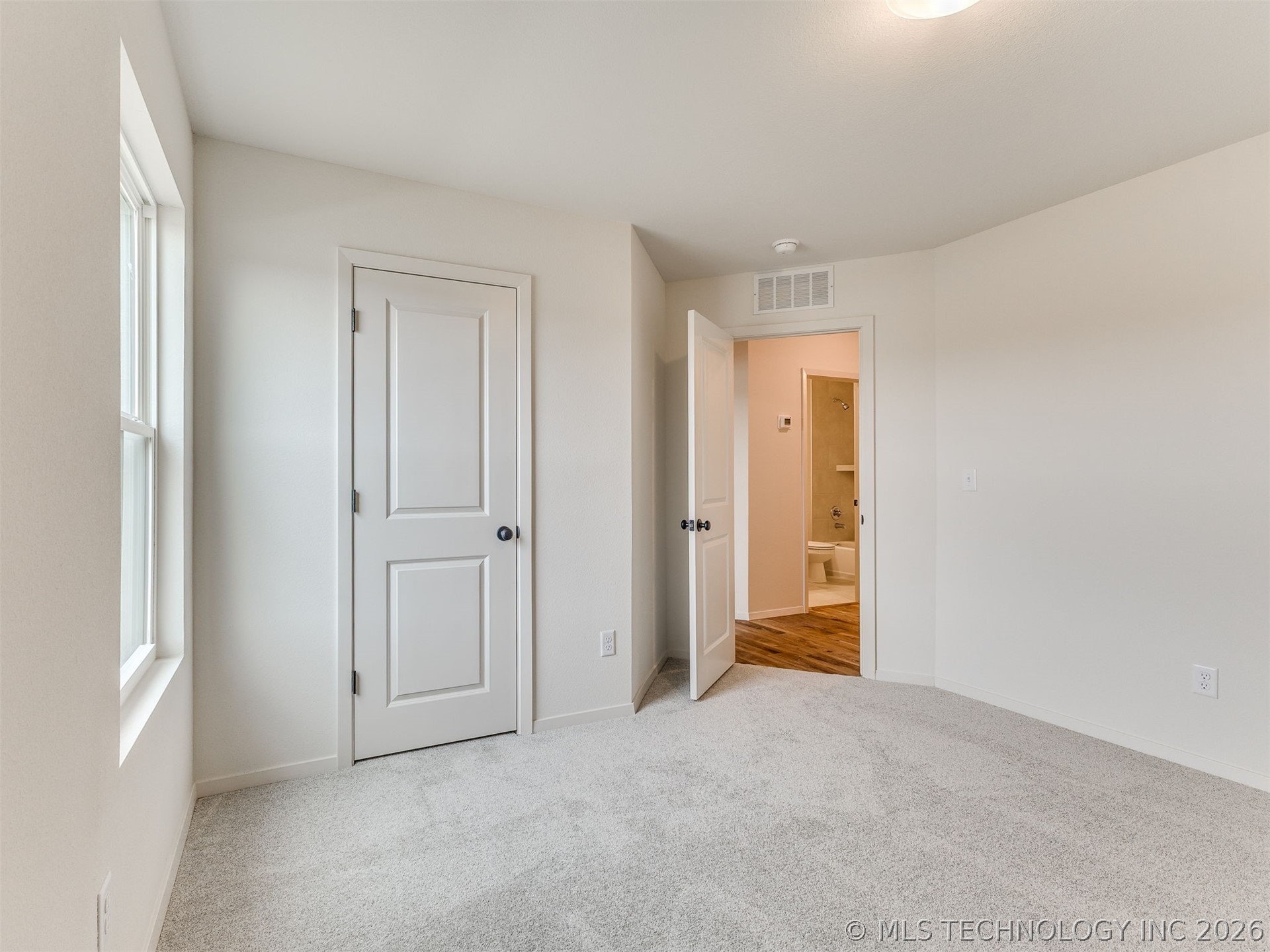 14739 S College Place Property Photo 19
