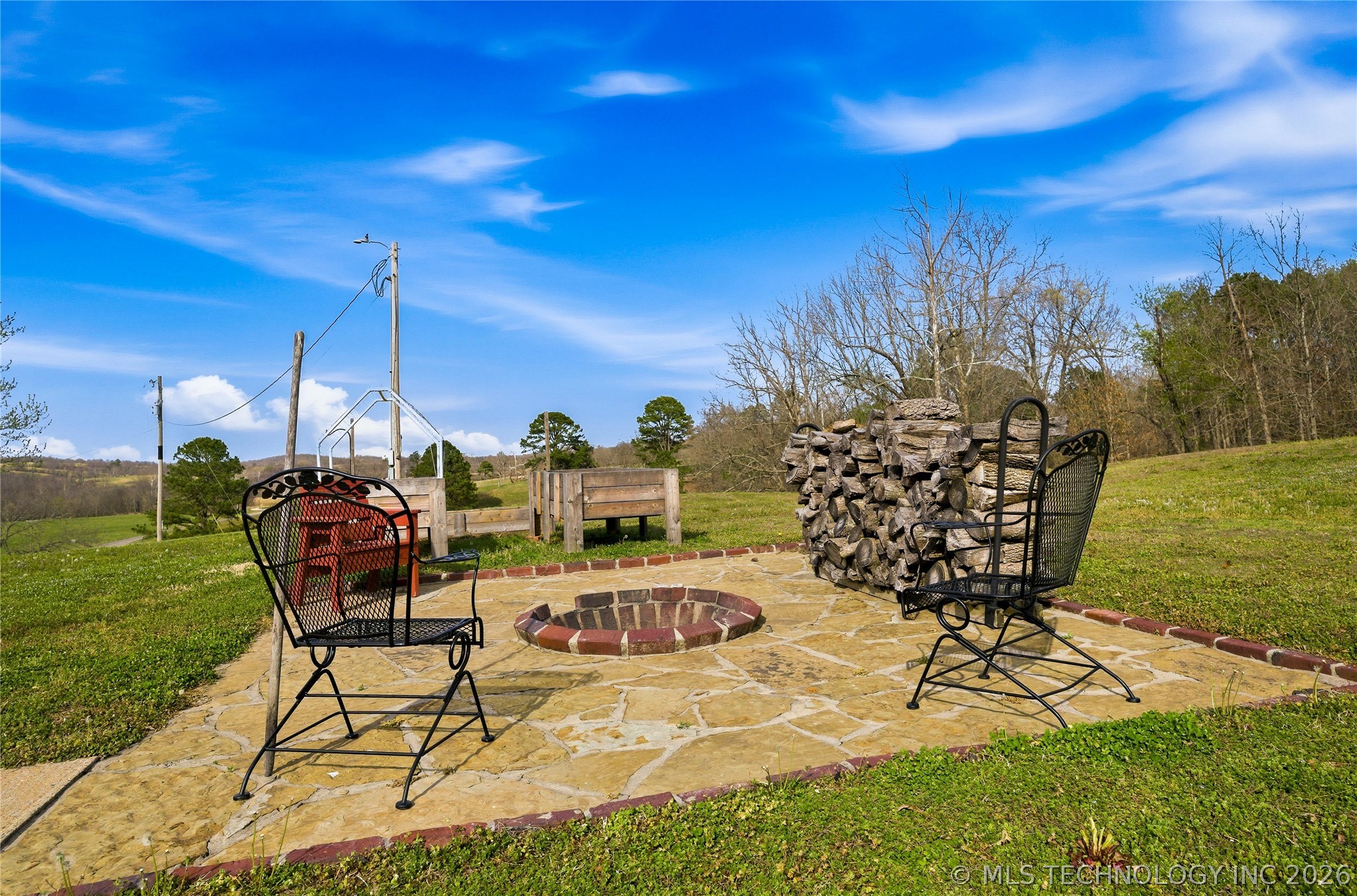 470444 Highway 62 Property Photo 39