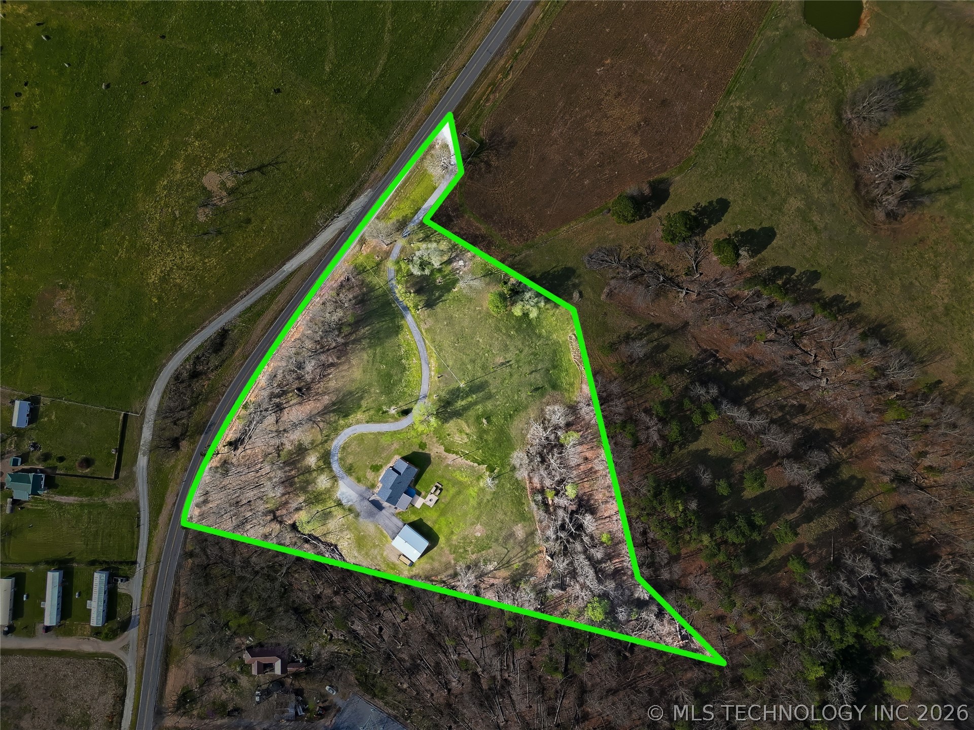 470444 Highway 62 Property Photo 66