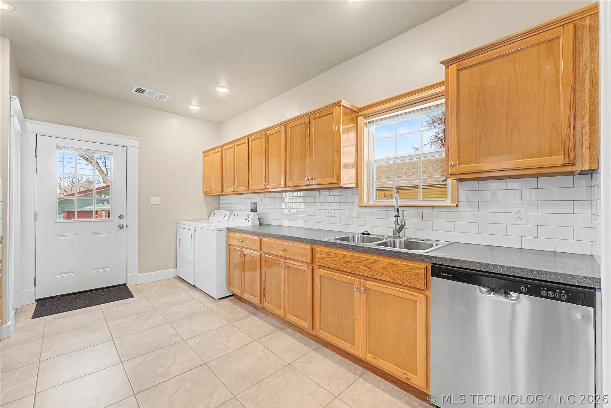 510 S Yorktown Avenue Property Photo 14