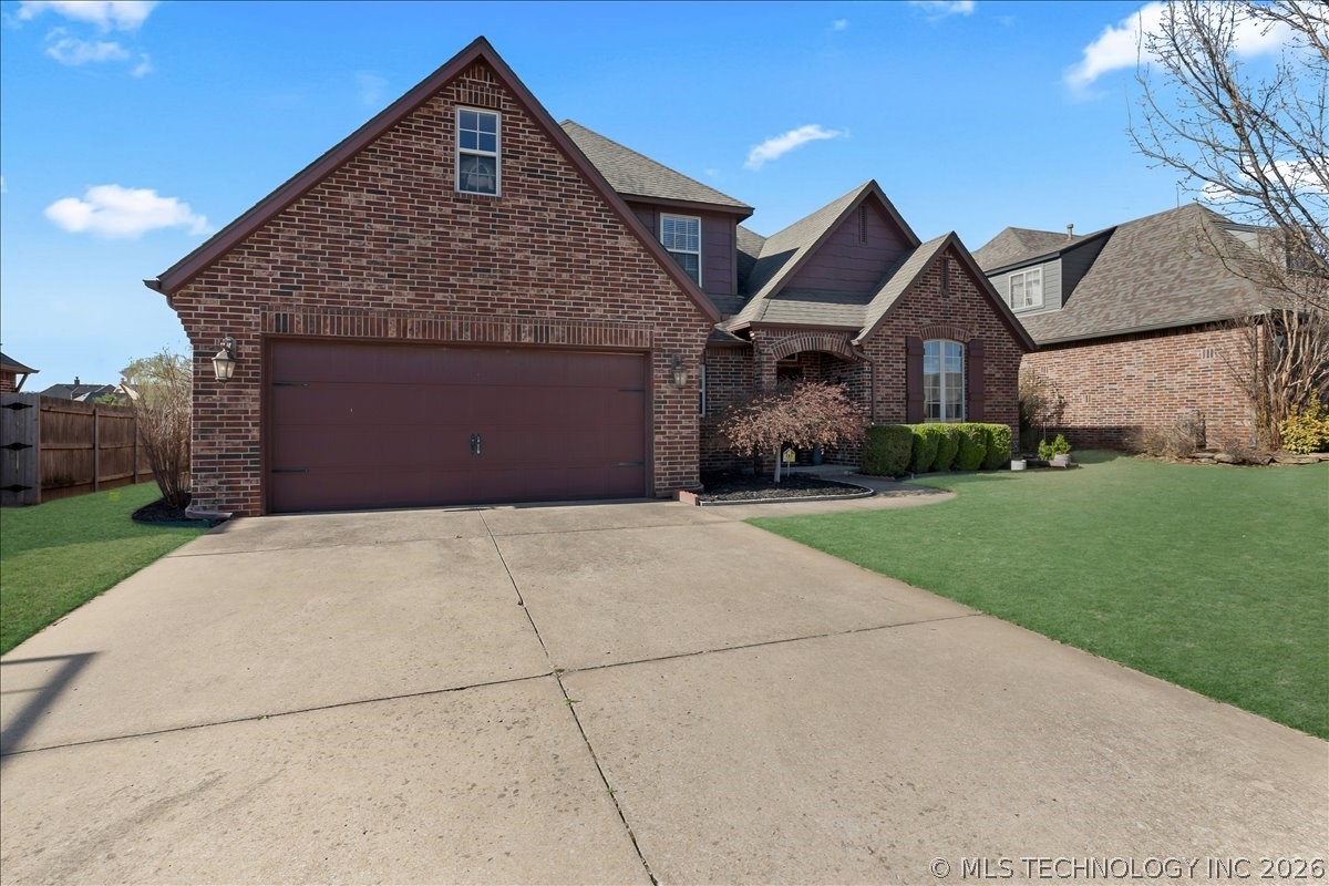16506 E 49th Place Property Photo 3