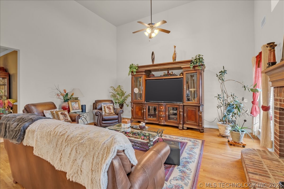 16506 E 49th Place Property Photo 15