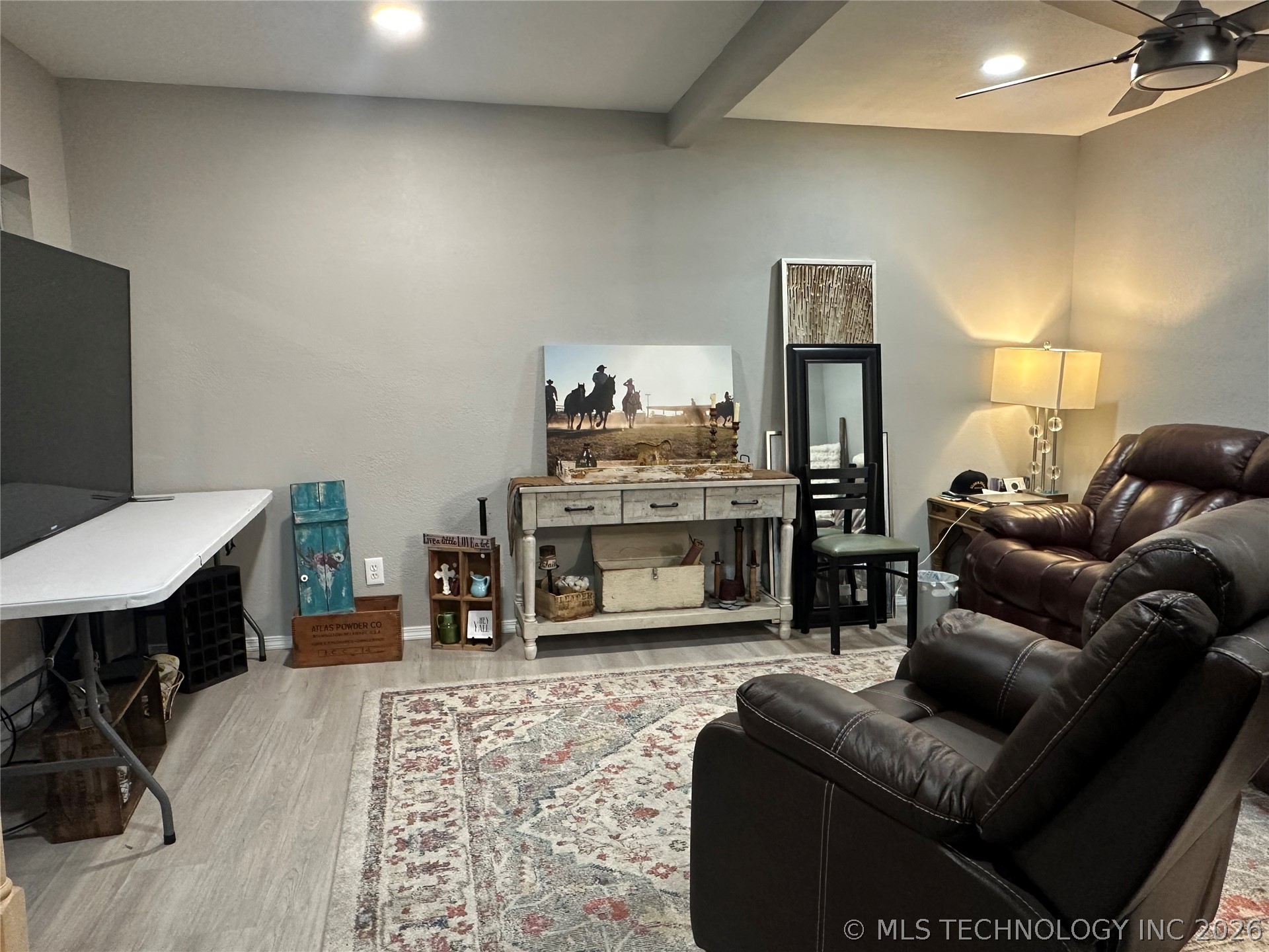 500 N Wood Drive Property Photo 15