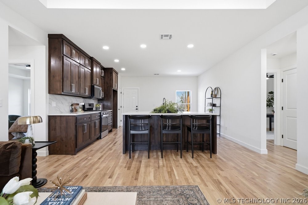 16101 E Oklahoma Street Property Photo 8