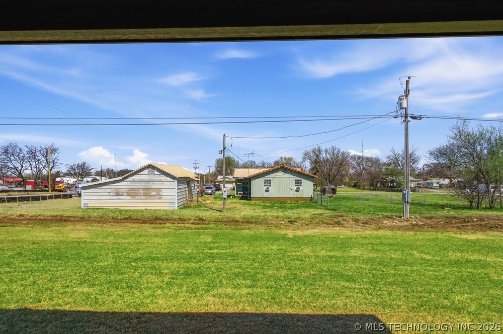 16101 E Oklahoma Street Property Photo 26