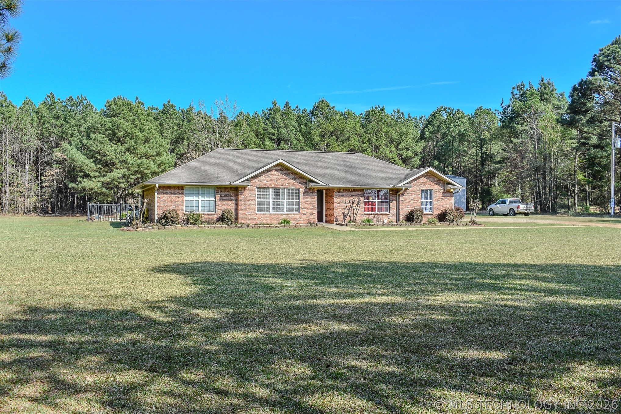 192188 N 4205 Road Property Photo 1