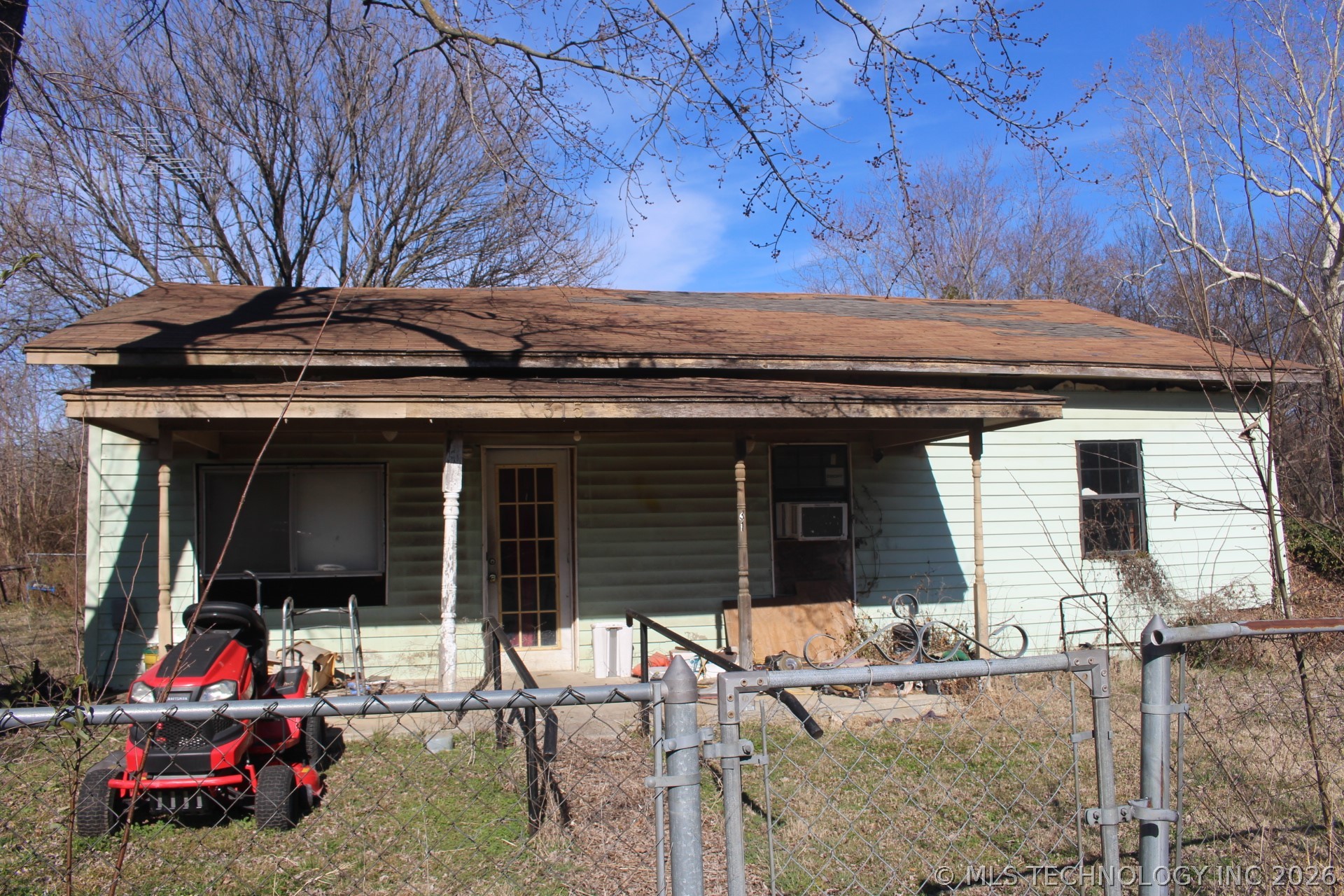 315 E 3rd Street Property Photo 1