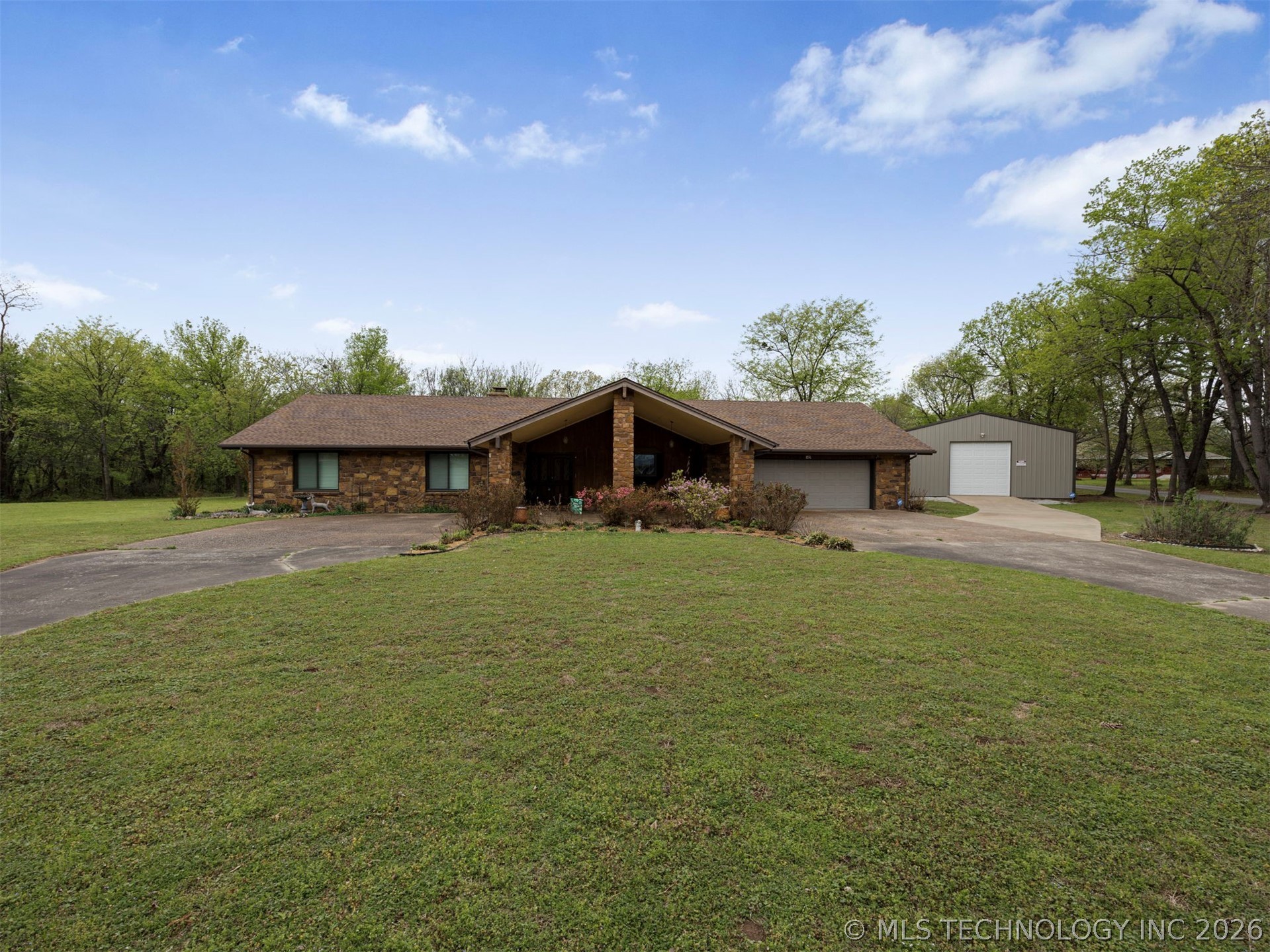 1485 Old Ketchum Road Property Photo 2