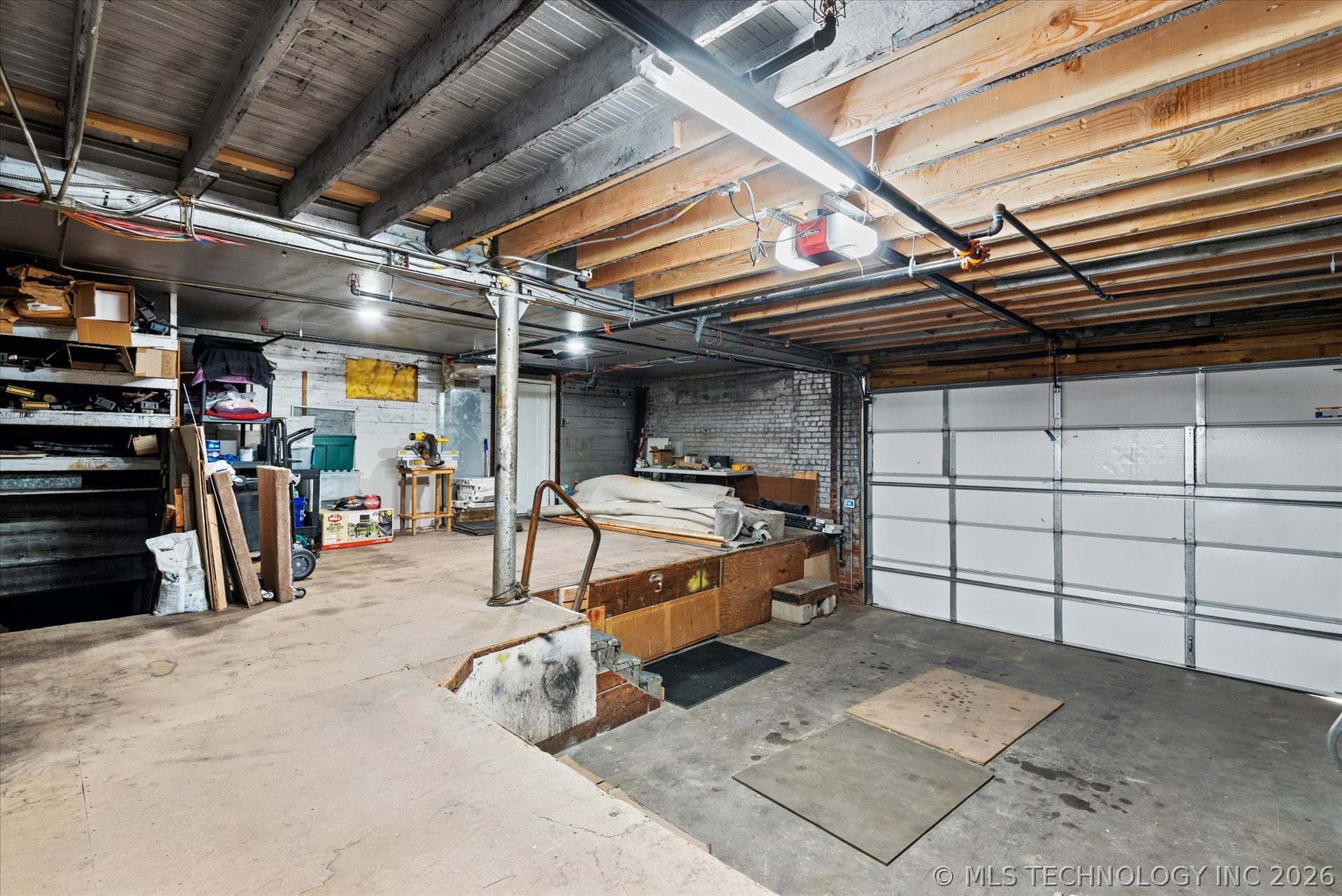 318 S Dewey Avenue Property Photo 52